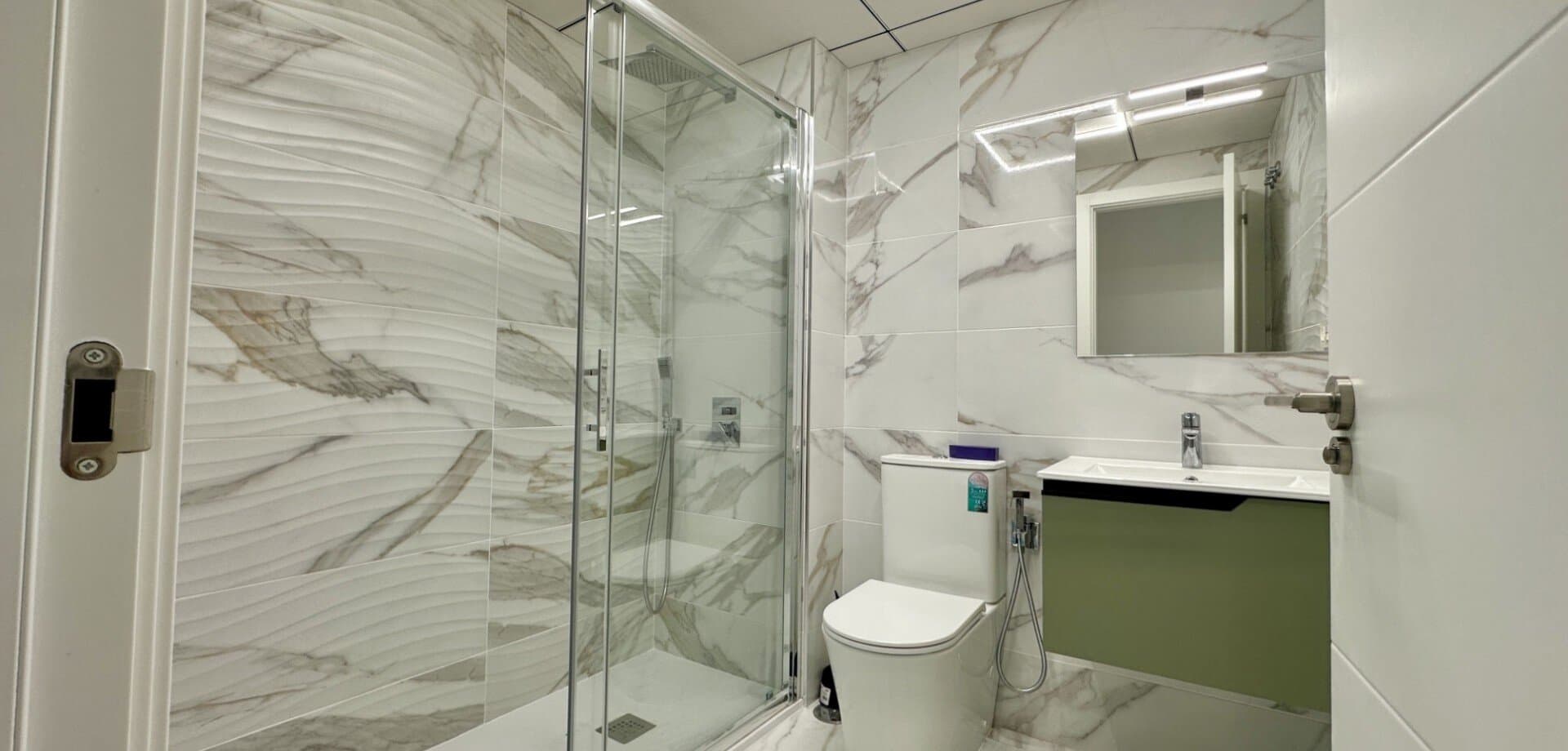 2-Bedroom Apartment in Torrevieja - 16