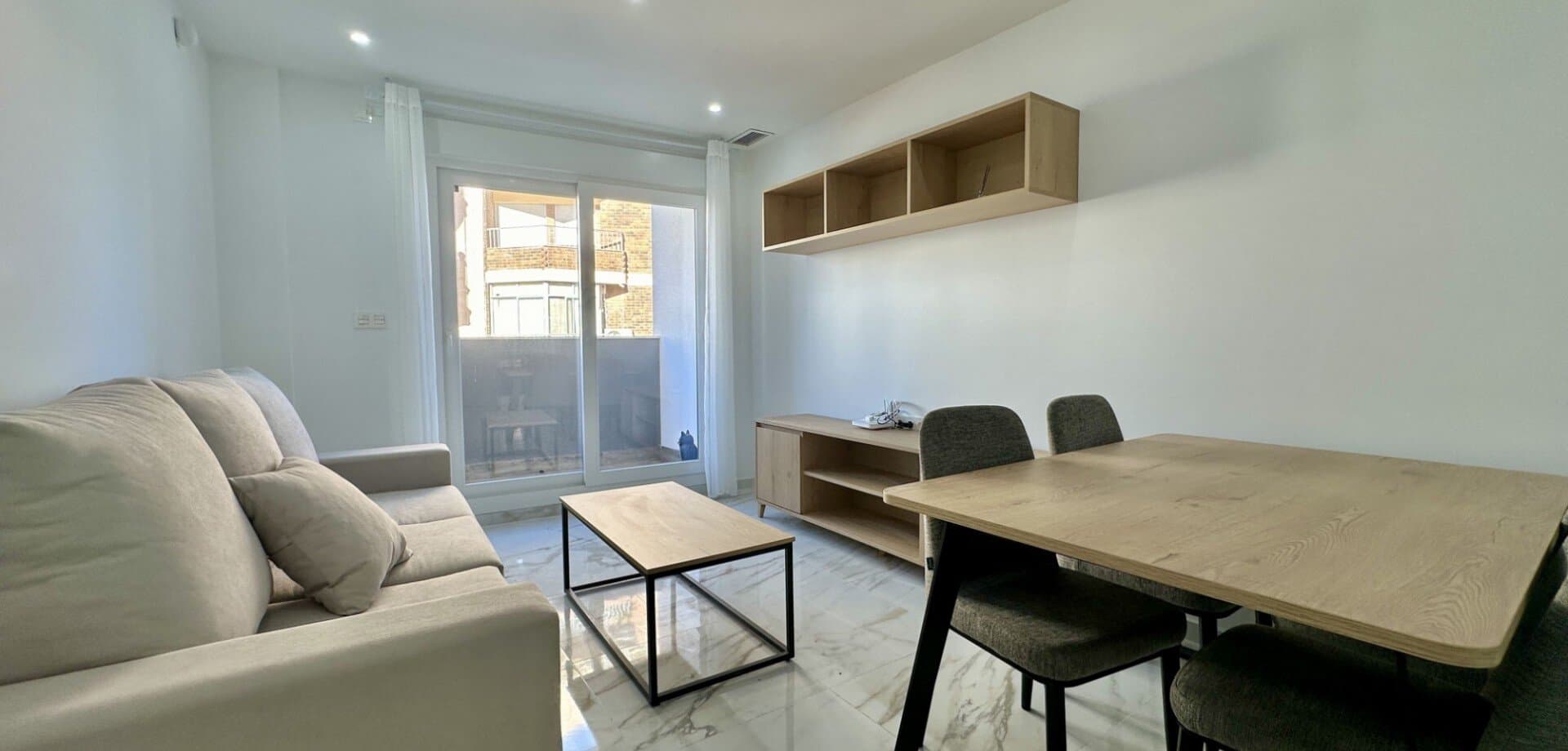 2-Bedroom Apartment in Torrevieja - 26