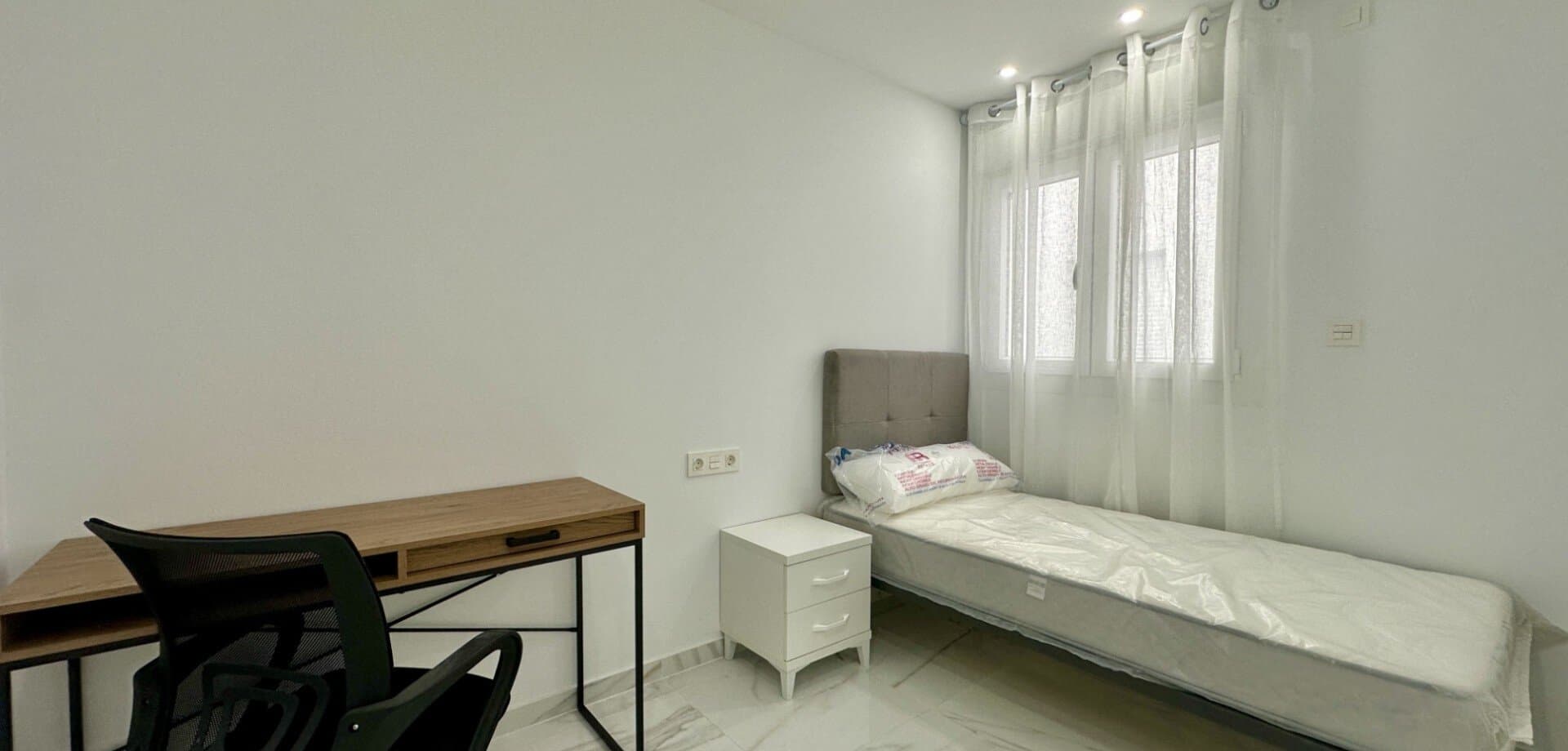 2-Bedroom Apartment in Torrevieja - 7