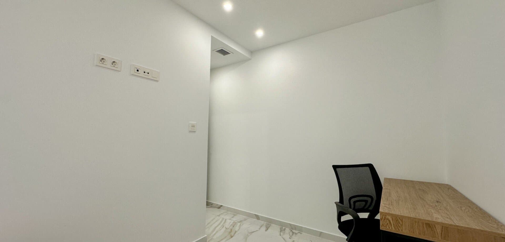 2-Bedroom Apartment in Torrevieja - 8
