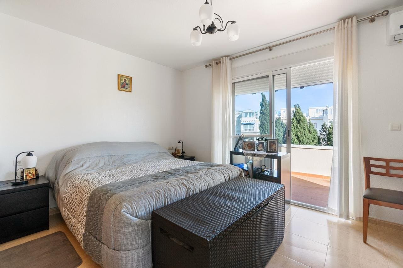 House in San Miguel de Salinas - 11