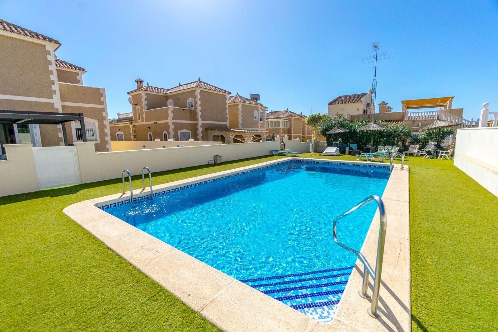 House in San Miguel de Salinas - 2