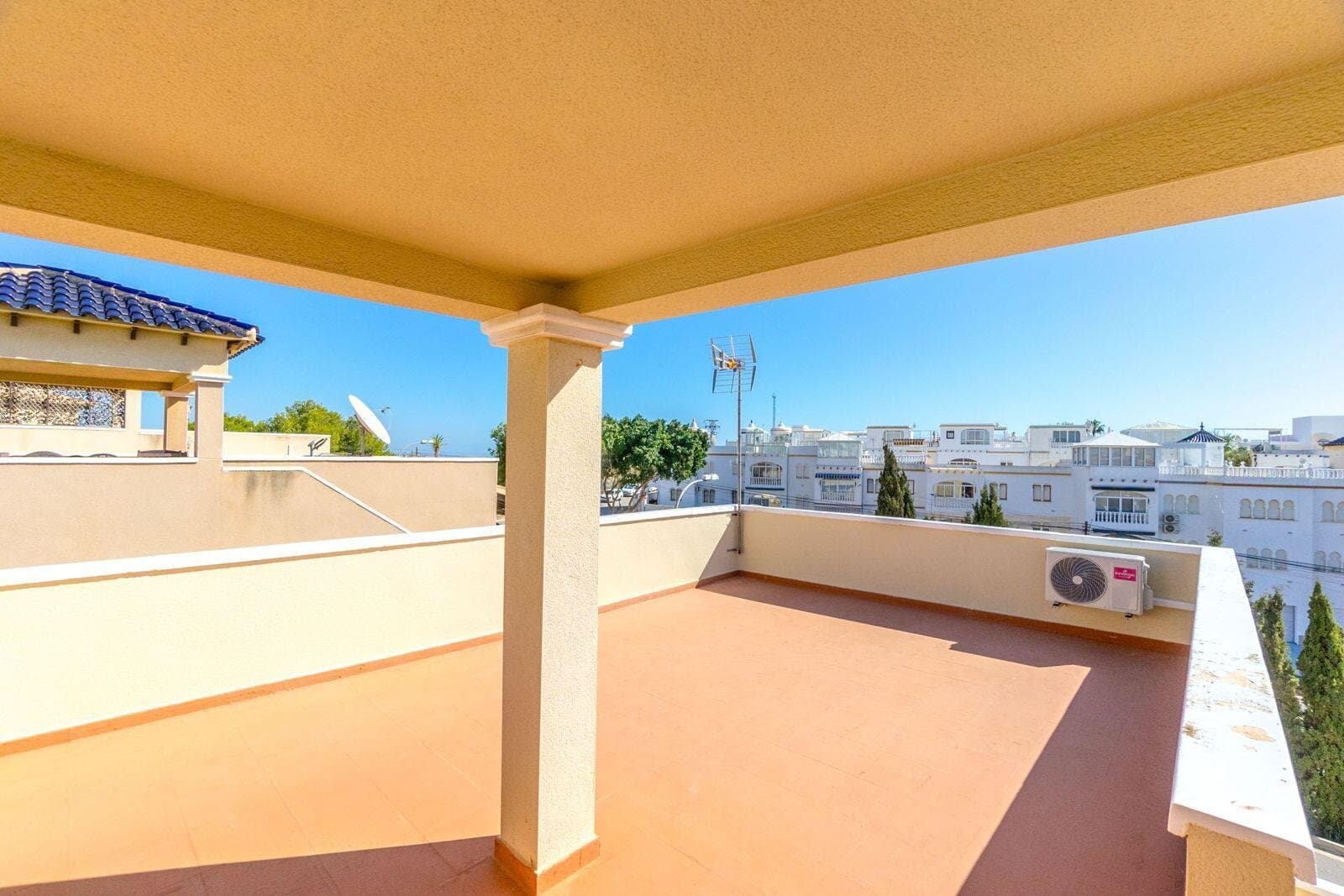 House in San Miguel de Salinas - 22