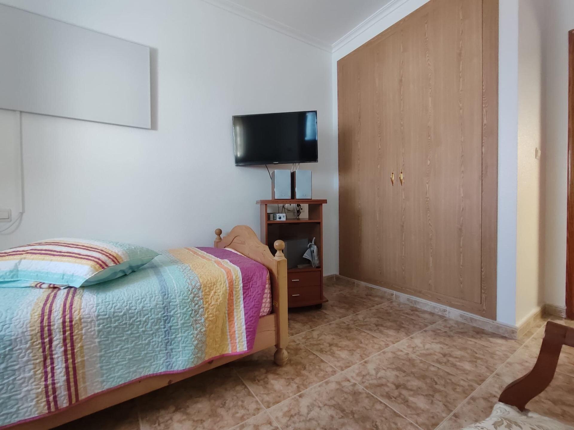 3-Bedroom Penthouse in Paseo Maritimo, Torrevieja - Image 19