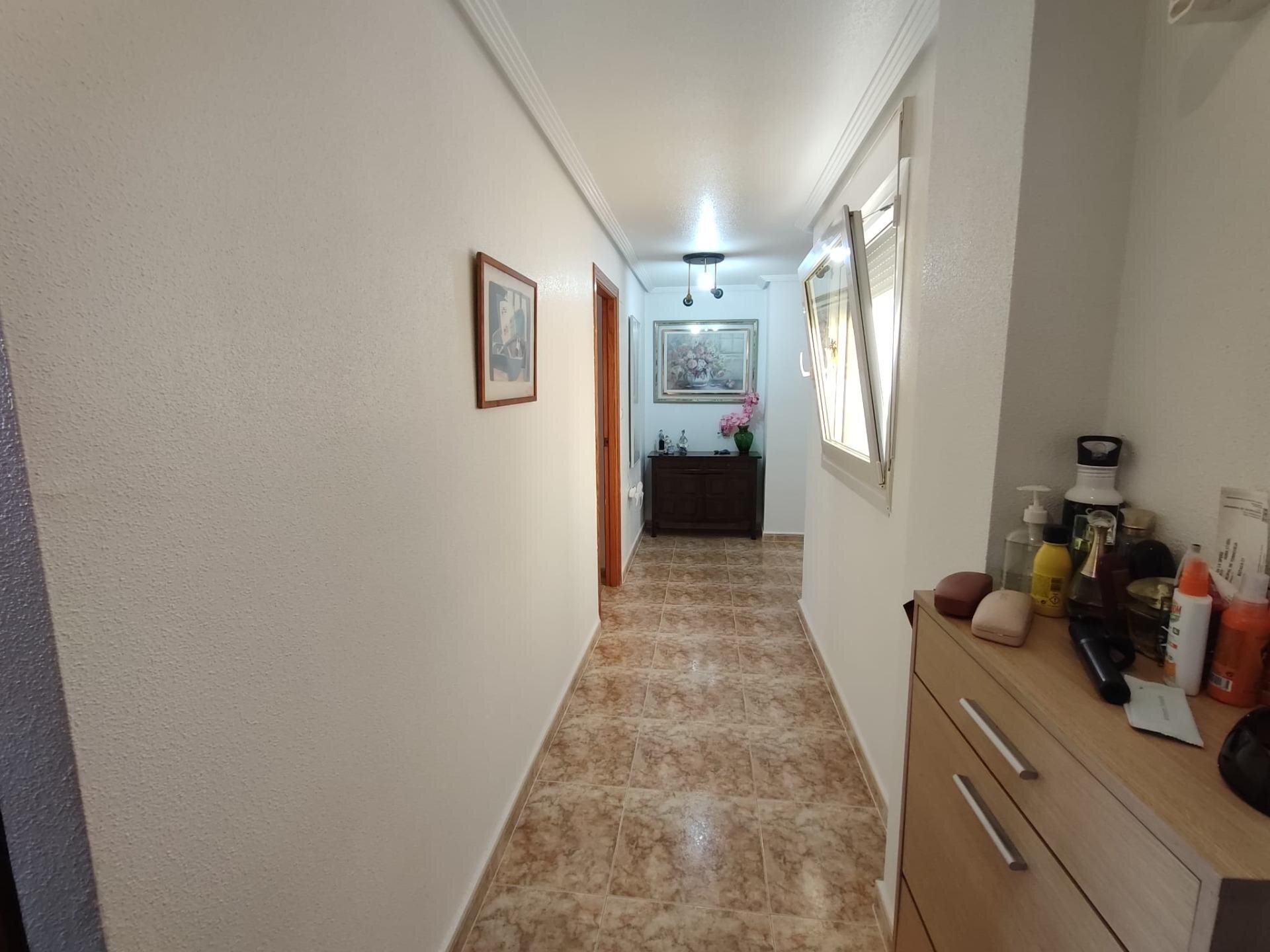 3-Bedroom Penthouse in Paseo Maritimo, Torrevieja - Image 23