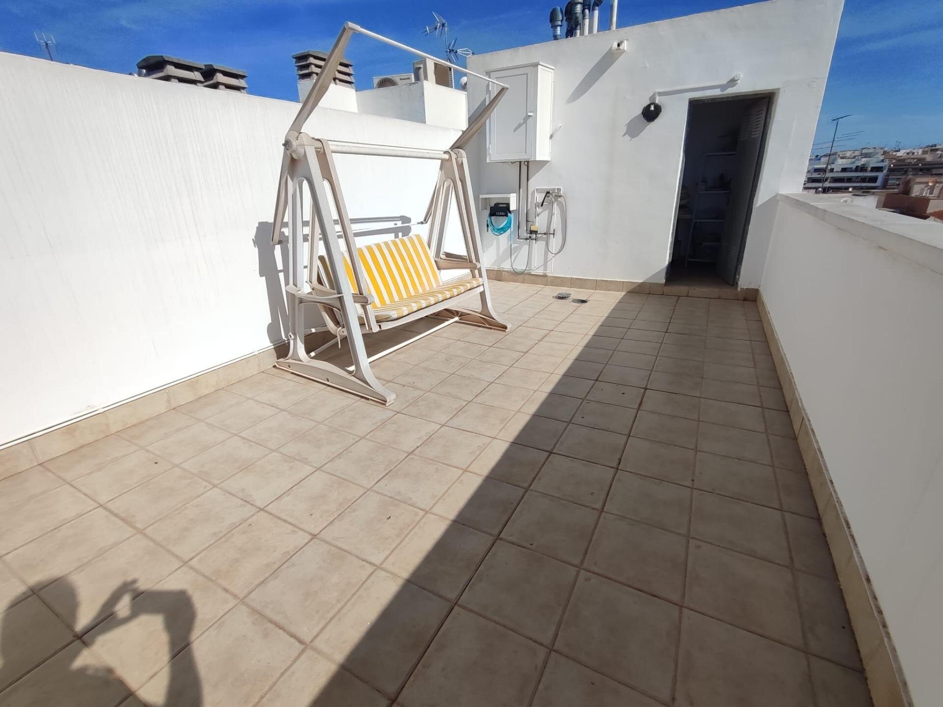3-Bedroom Penthouse in Paseo Maritimo, Torrevieja - Image 32