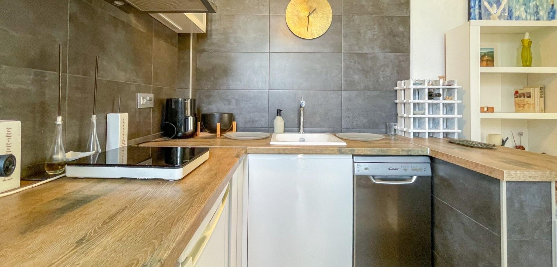 2-Bedroom House in Carrefour, Torrevieja - Image 16