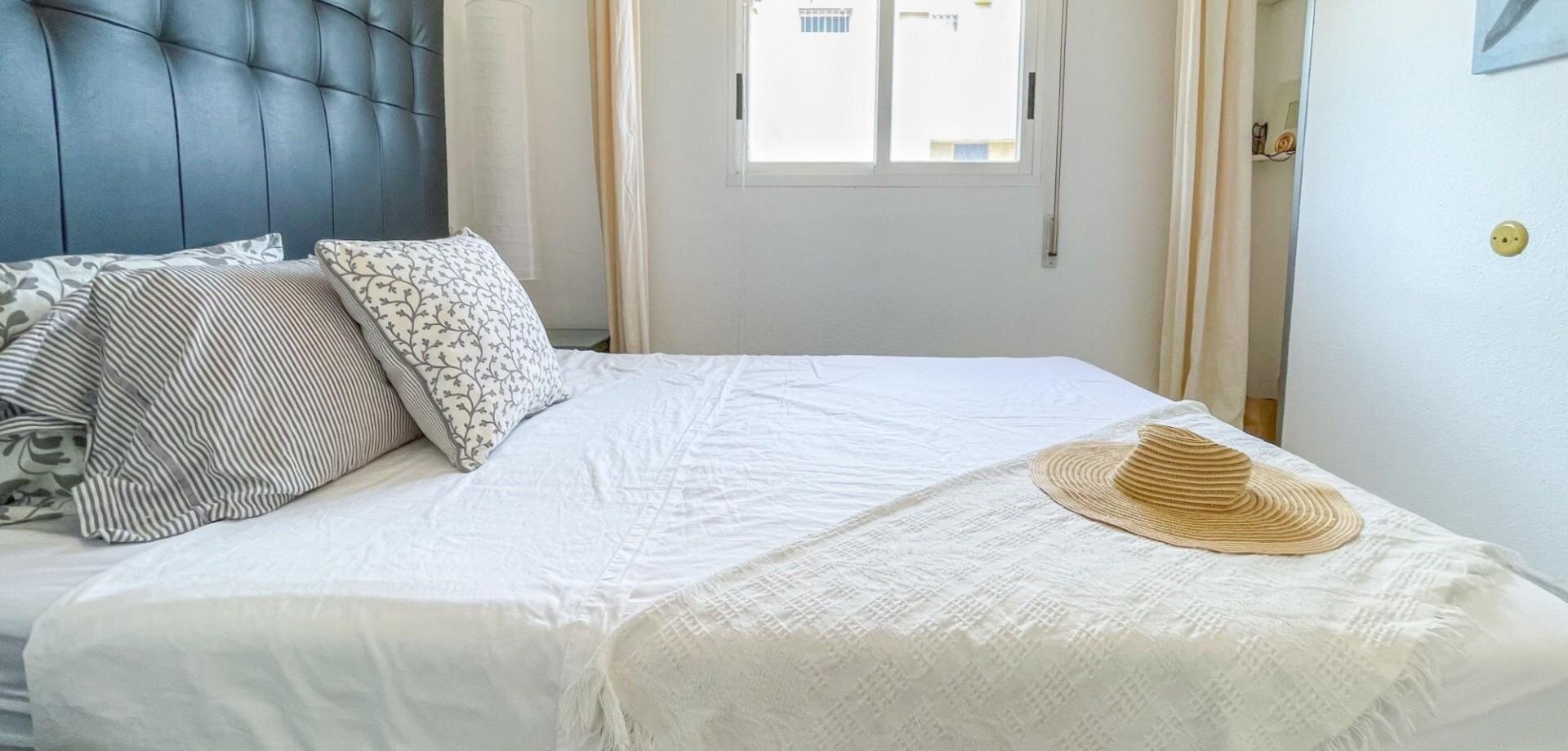 2-Bedroom House in Carrefour, Torrevieja - Image 21