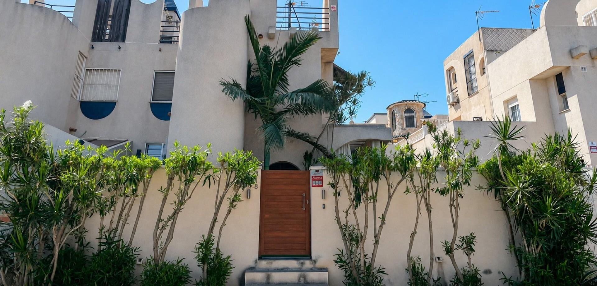 2-Bedroom House in Carrefour, Torrevieja - Image 7