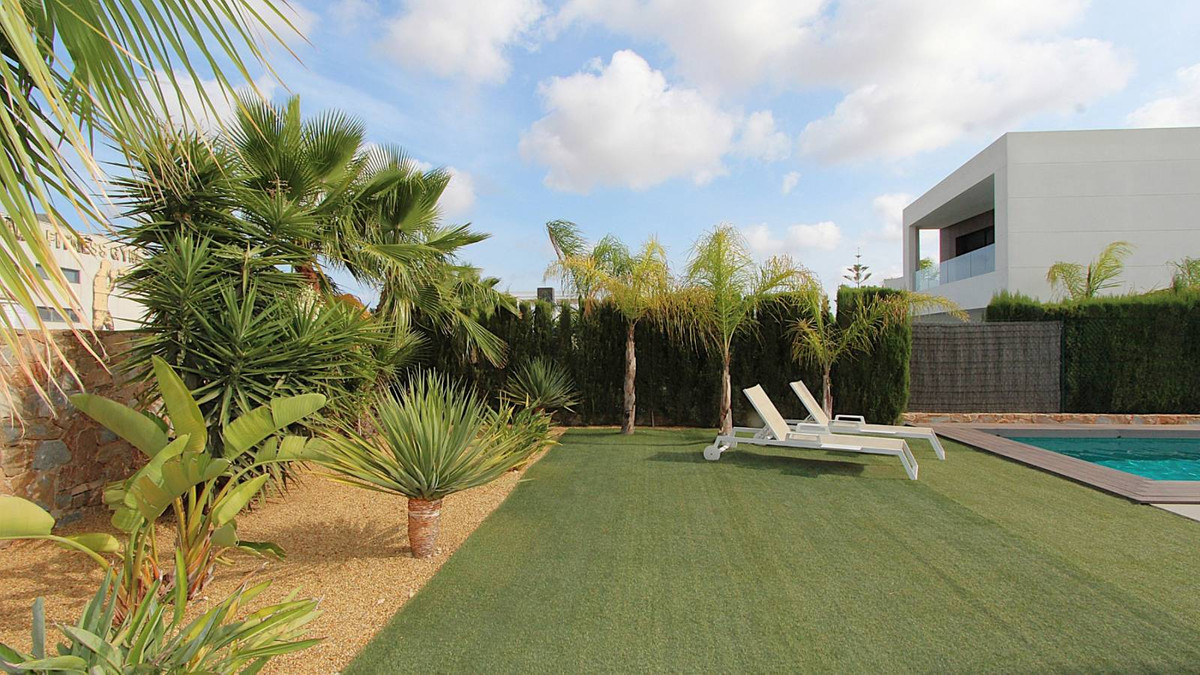 3-Bedroom Detached House in Ciudad Quesada, Rojales | Sun... - Image 6