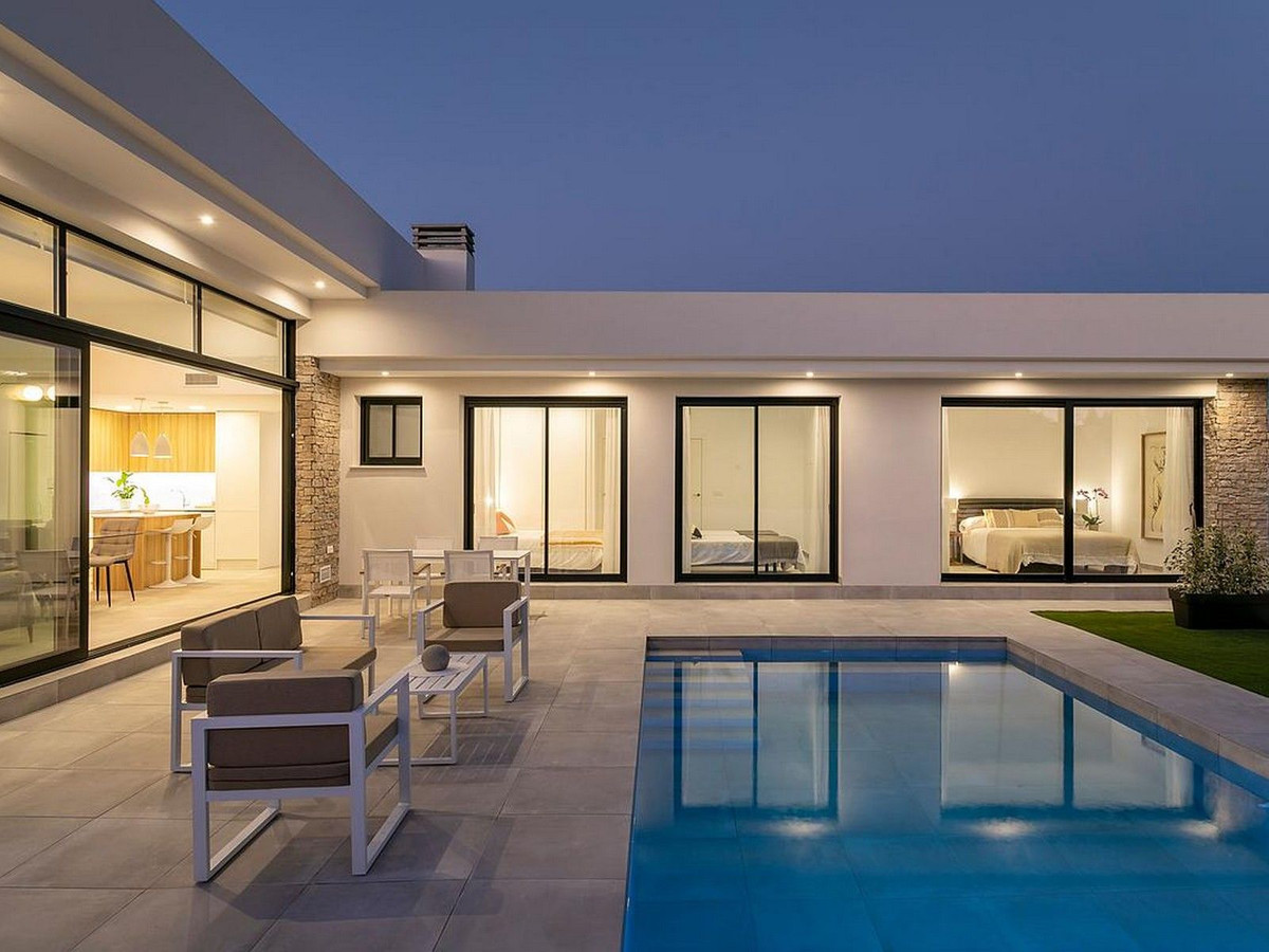 3-Bedroom Detached House in  Calasparra | Sunny Casas - C... - Image 1