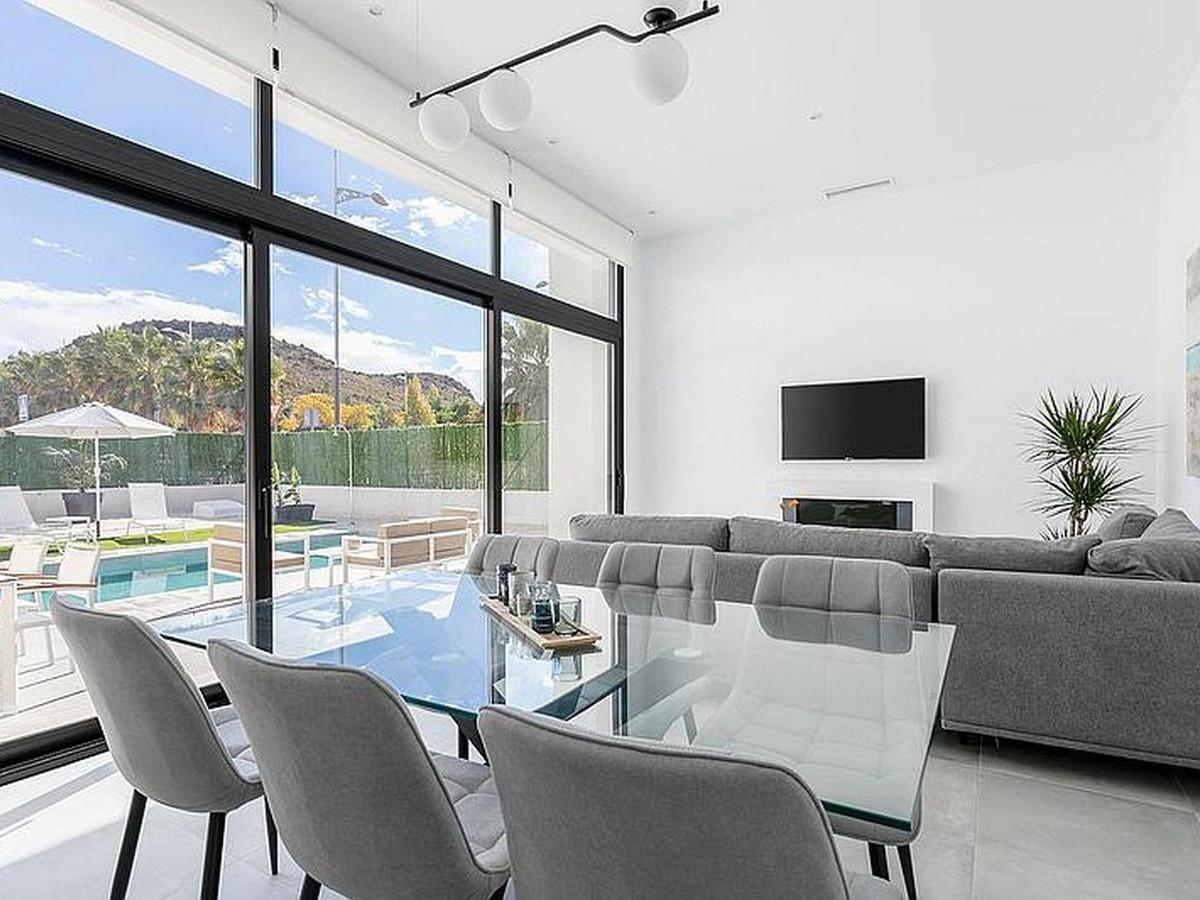 3-Bedroom Detached House in  Calasparra | Sunny Casas - C... - Image 7