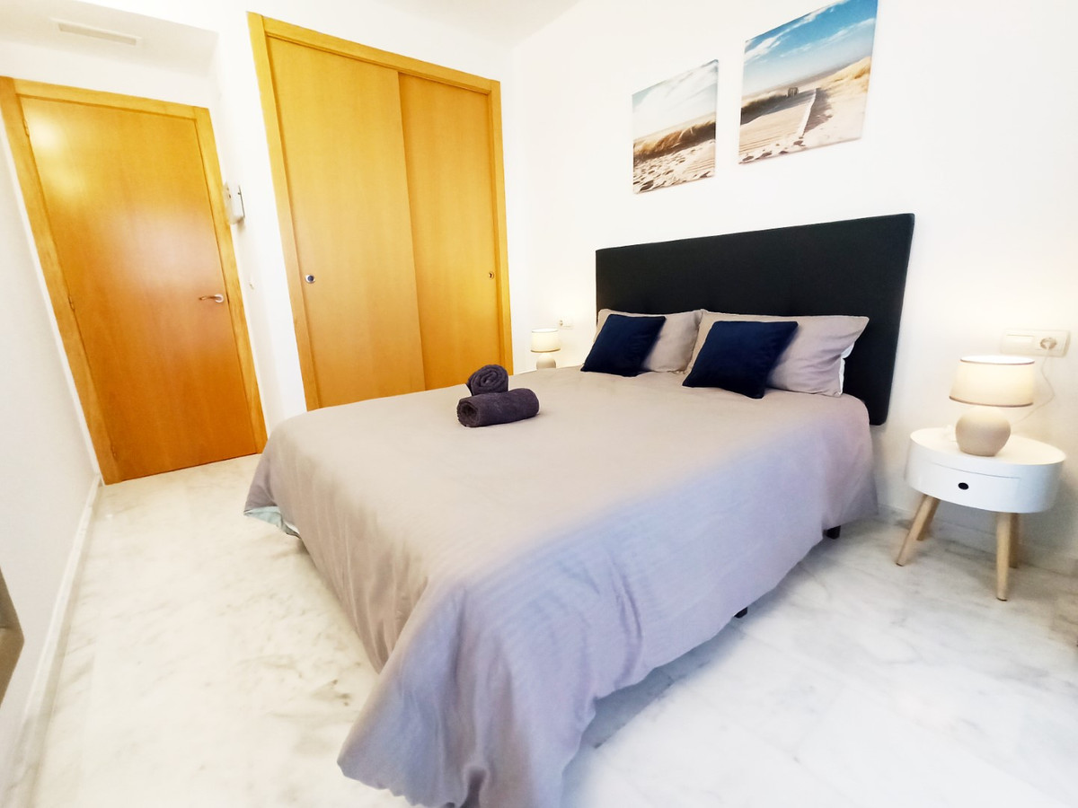 2-Bedroom Ground Floor Apartment in  Benidorm | Sunny Cas... - Image 13