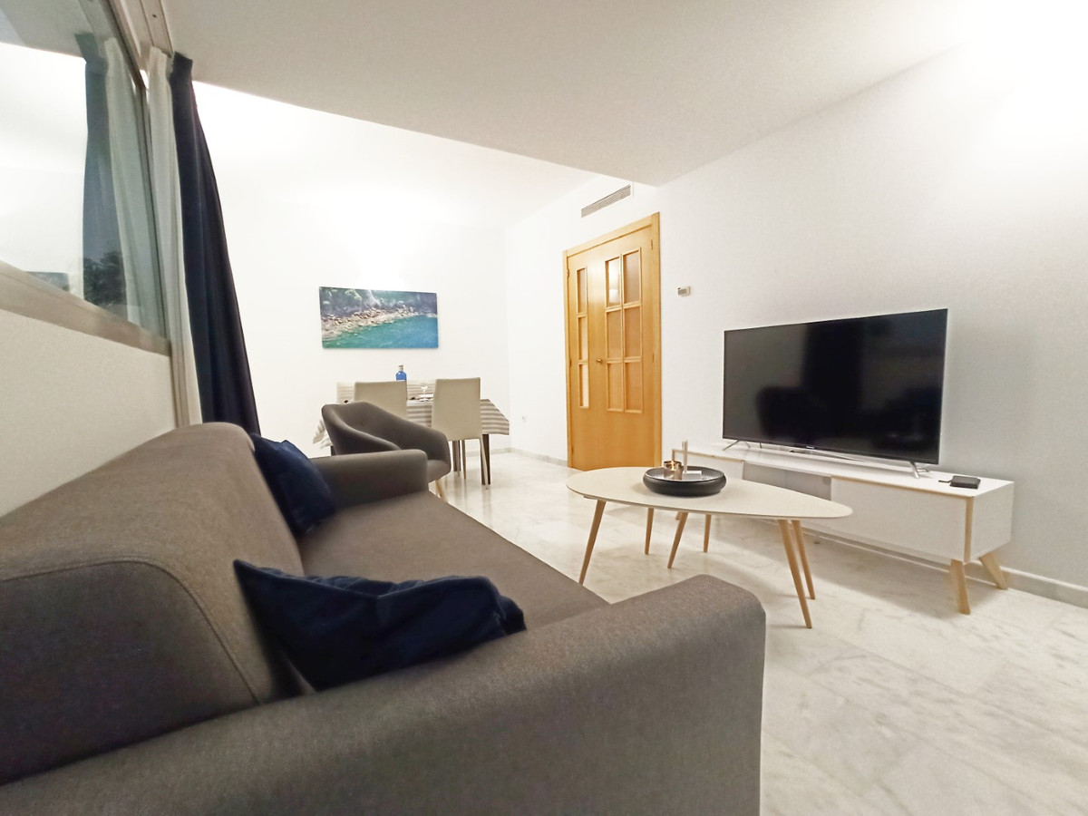 2-Bedroom Ground Floor Apartment in  Benidorm | Sunny Cas... - Image 9