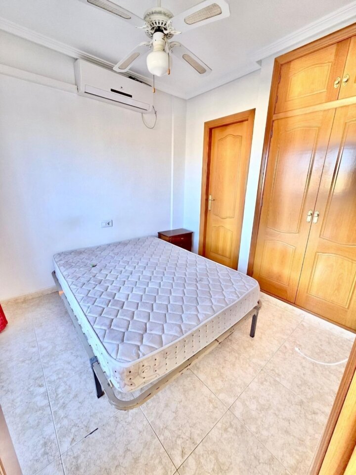 3-Bedroom House in La Zenia, Orihuela Costa - Image 10