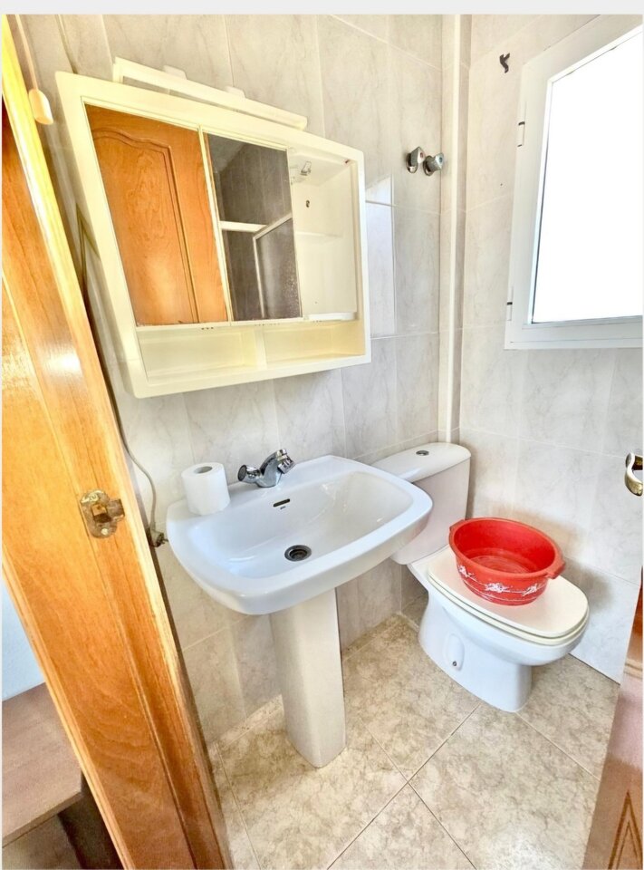 3-Bedroom House in La Zenia, Orihuela Costa - Image 17