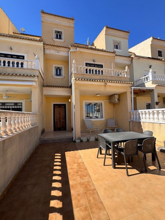 Dom z 3 Sypialniami w Lomas de Don Juan, Orihuela Costa - Image 28