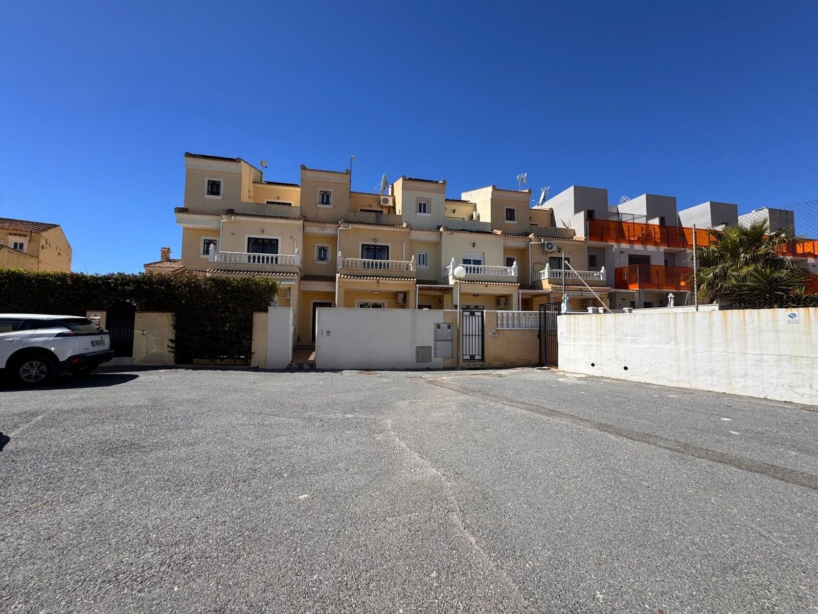 Dom z 3 Sypialniami w Lomas de Don Juan, Orihuela Costa - Image 29