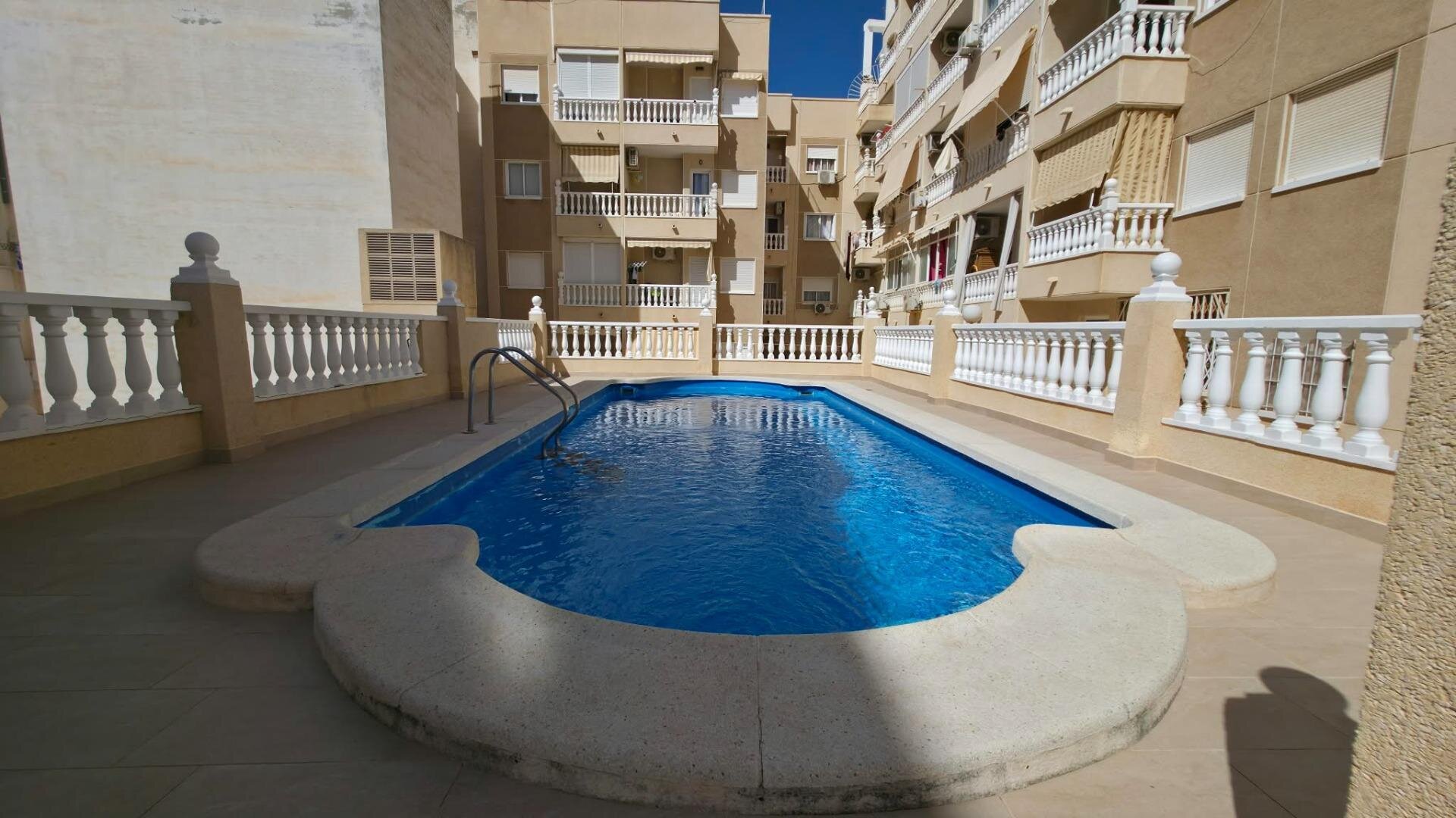 3-Bedroom Apartment in Playa del Cura, Torrevieja - Image 29