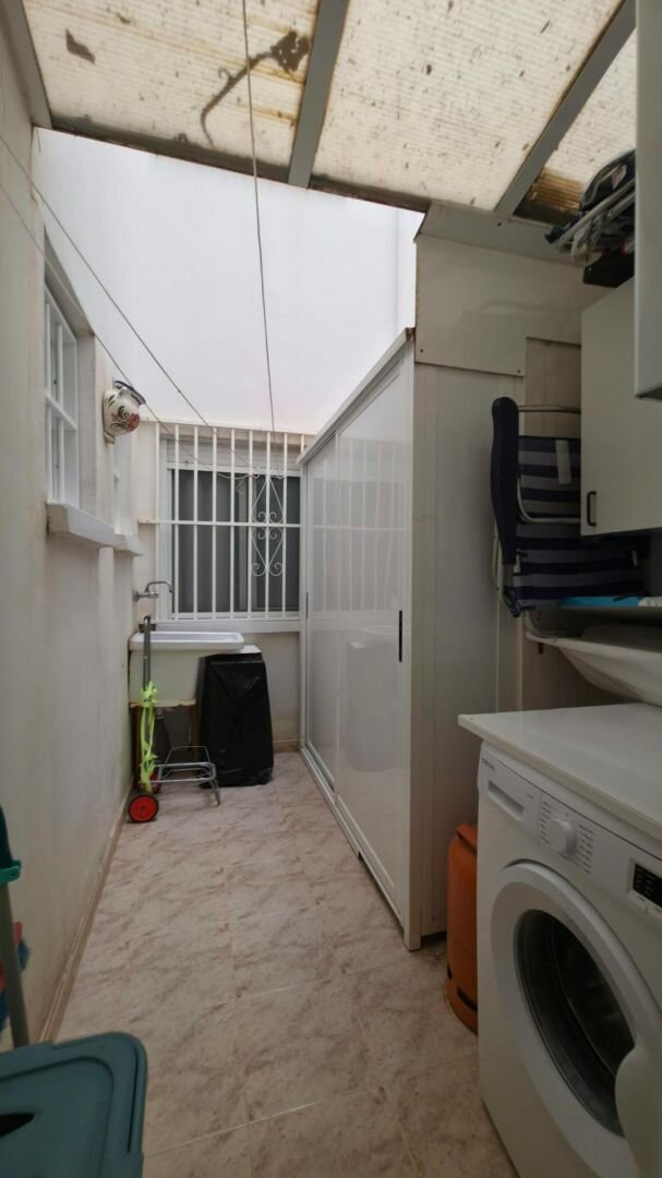 3-Bedroom Apartment in Playa del Cura, Torrevieja - Image 8