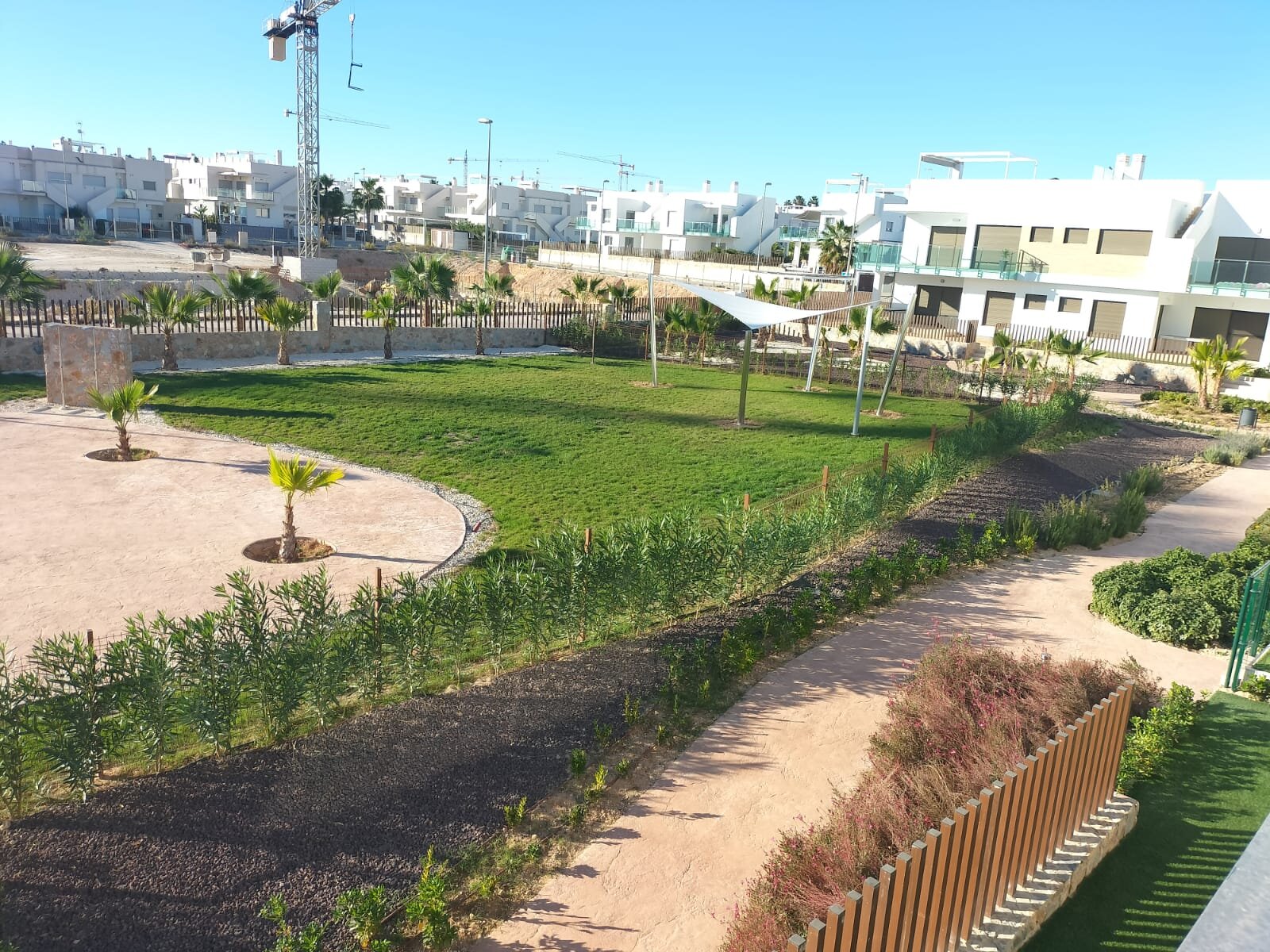 Bungalow met 2 Slaapkamers in Orihuela Costa - Image 8