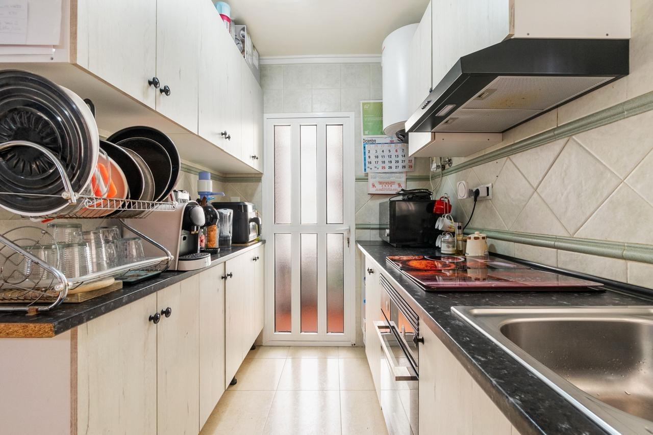 3-Bedroom House in Las Filipinas, San Miguel de Salinas - Image 18