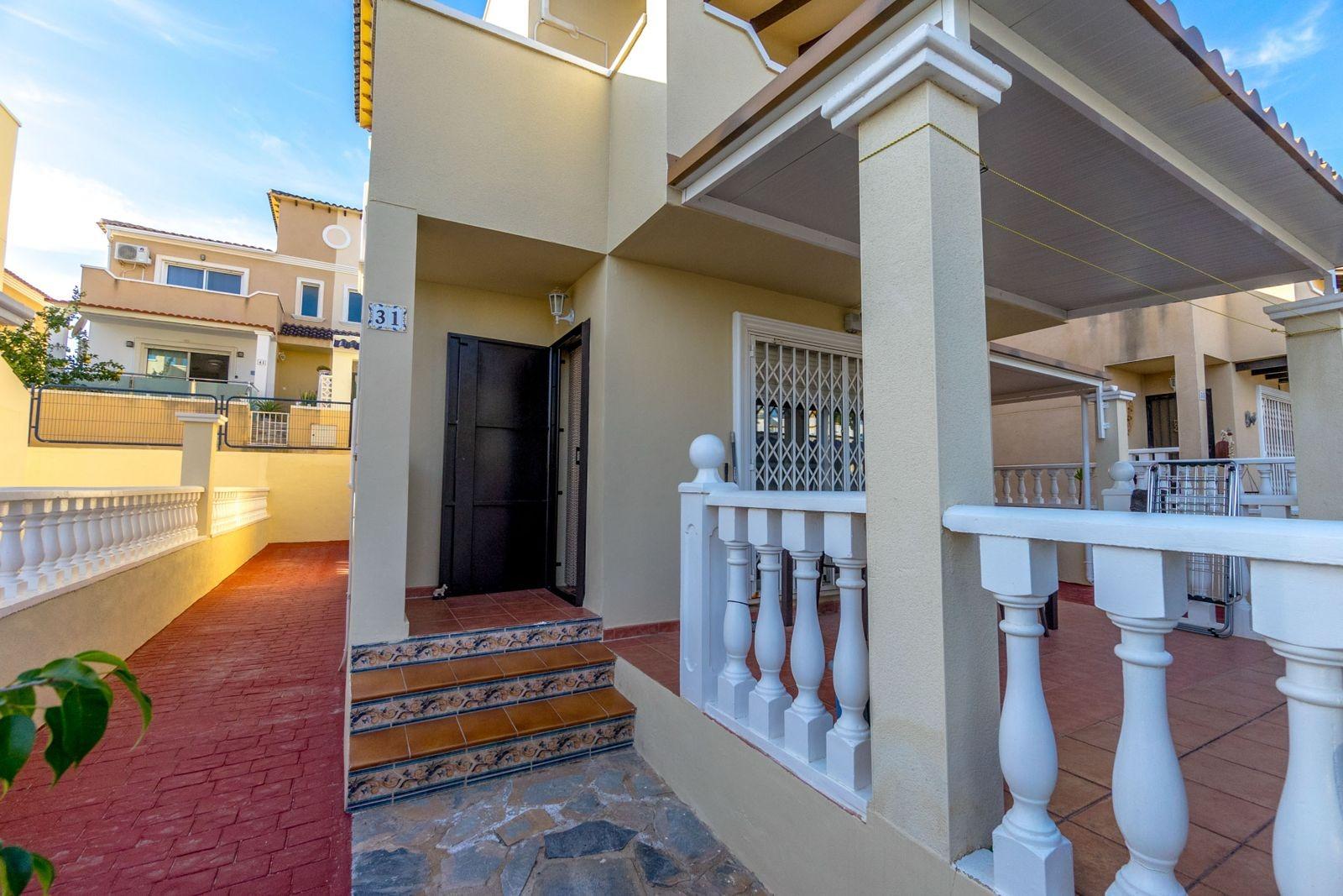 3-Bedroom House in Las Filipinas, San Miguel de Salinas - Image 4