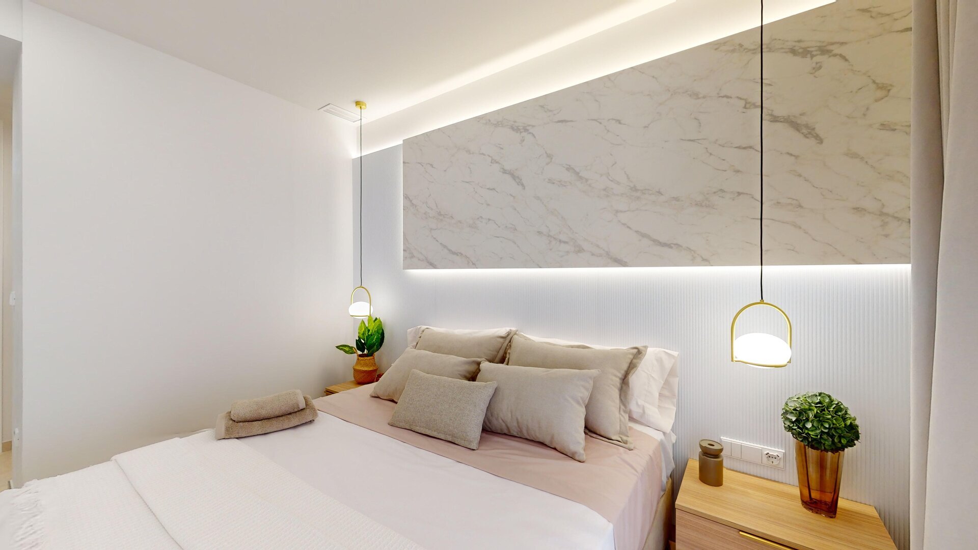 2-Bedroom Ground Floor Apartment in Cabo Roig - Image 21