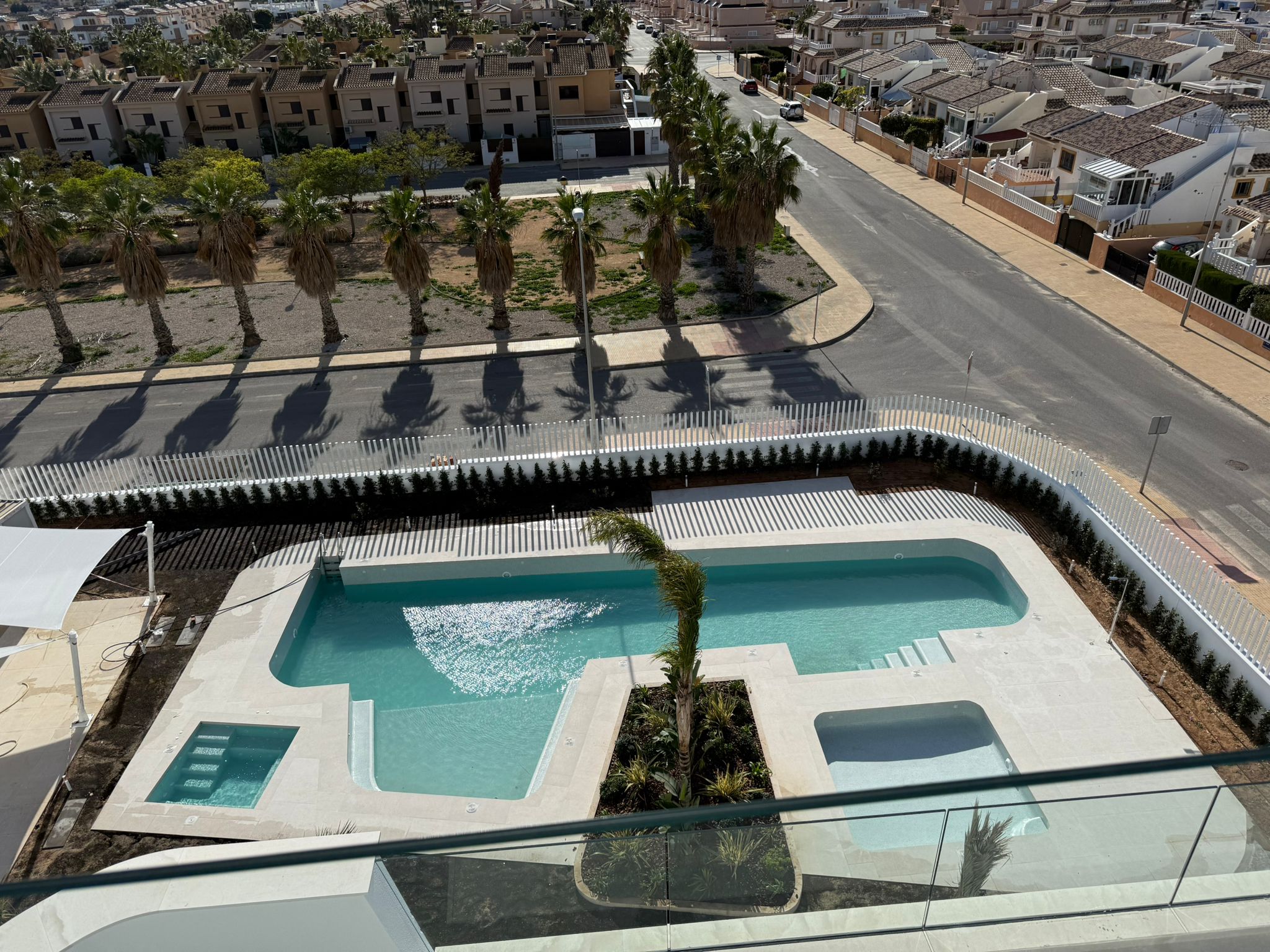 2-Bedroom Ground Floor Apartment in Cabo Roig - Image 4