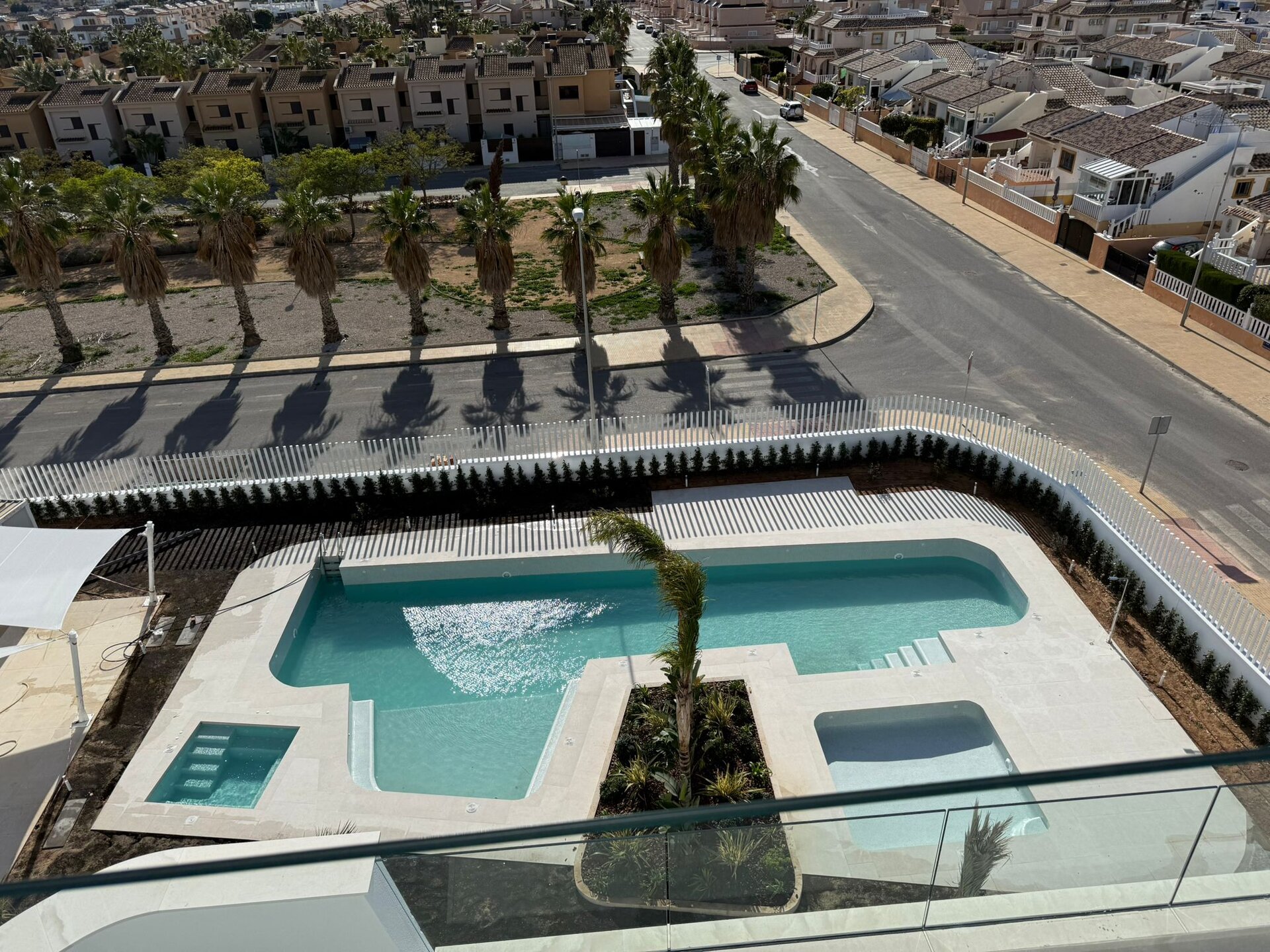2-Bedroom Ground Floor Apartment in Cabo Roig - Image 4