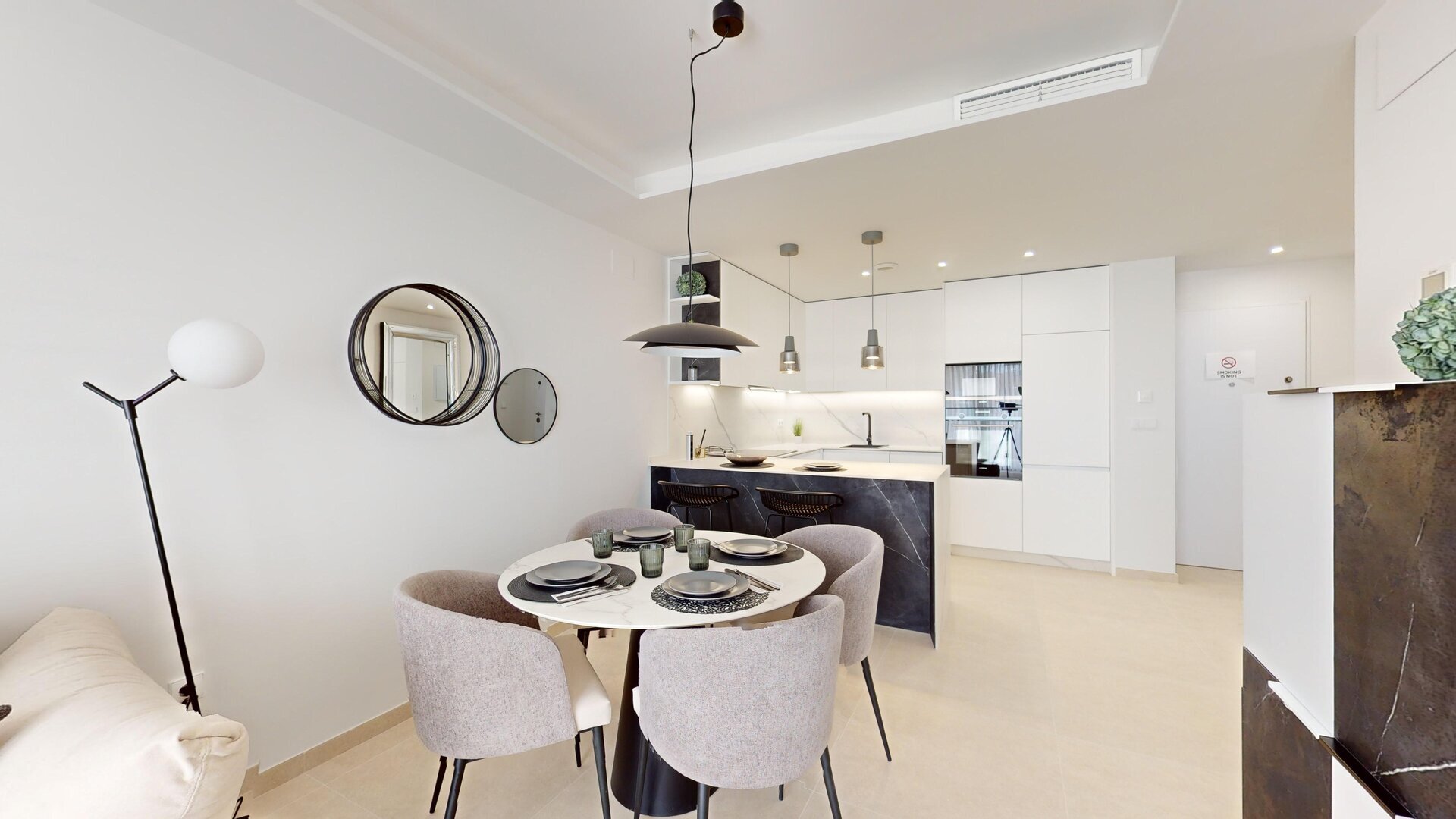 2-Bedroom Ground Floor Apartment in Cabo Roig - Image 7