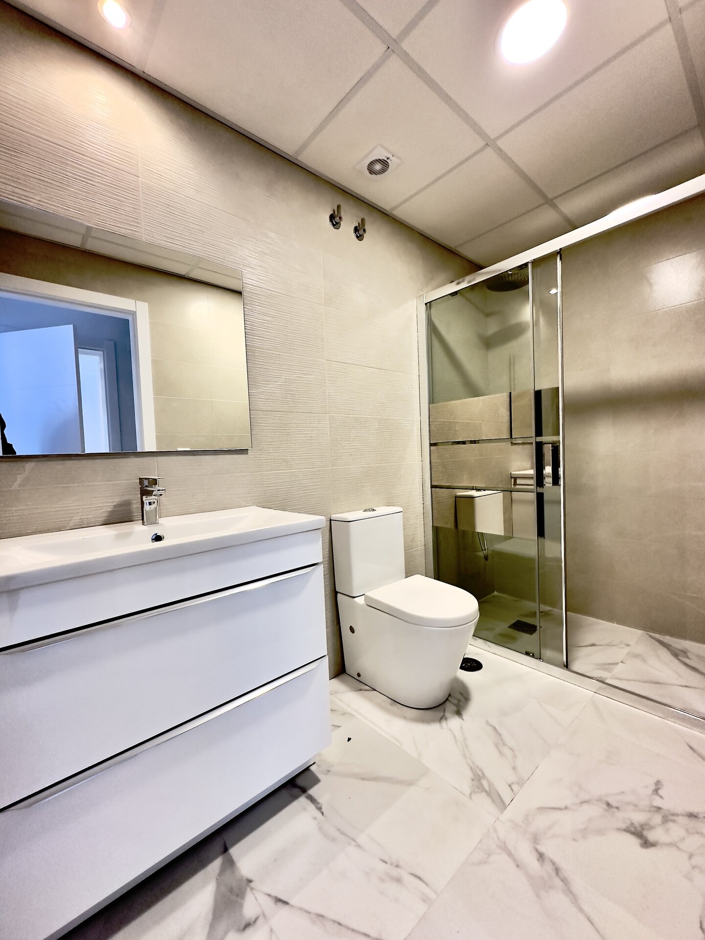4-Bedroom Apartment in Ciudad Quesada - Image 10