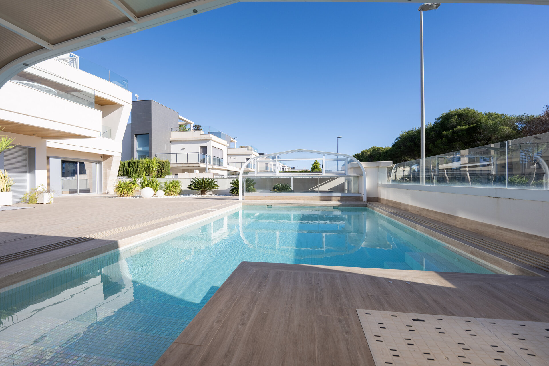 4-Bedroom Villa in Campoamor, Orihuela Costa - Image 4