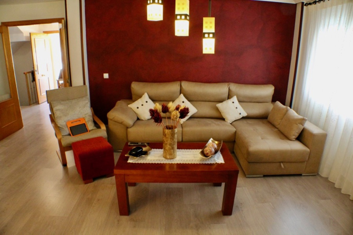 4-Bedroom Detached House in La Nucia | Sunny Casas - Cos... - Image 6