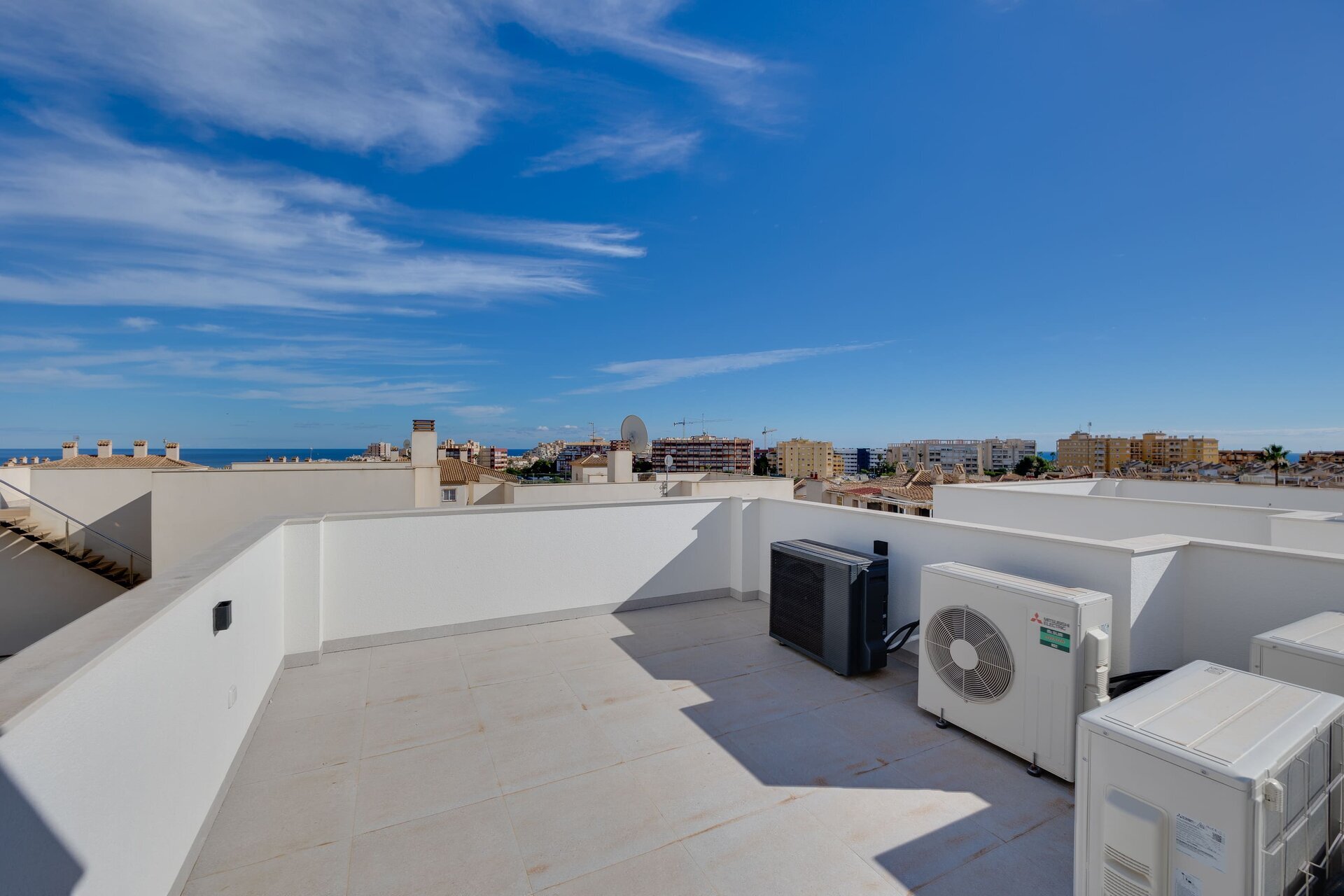 4-Zimmer Stadthaus in Torrevieja - Image 10