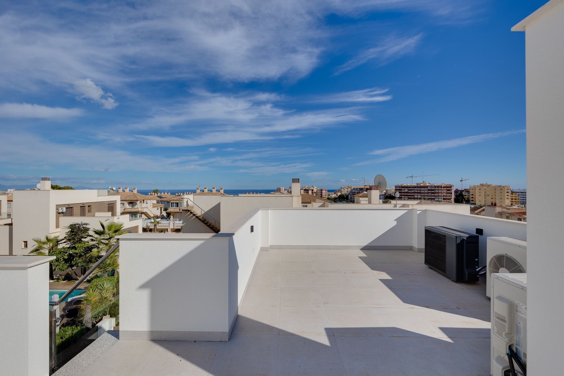4-Zimmer Stadthaus in Torrevieja - Image 11