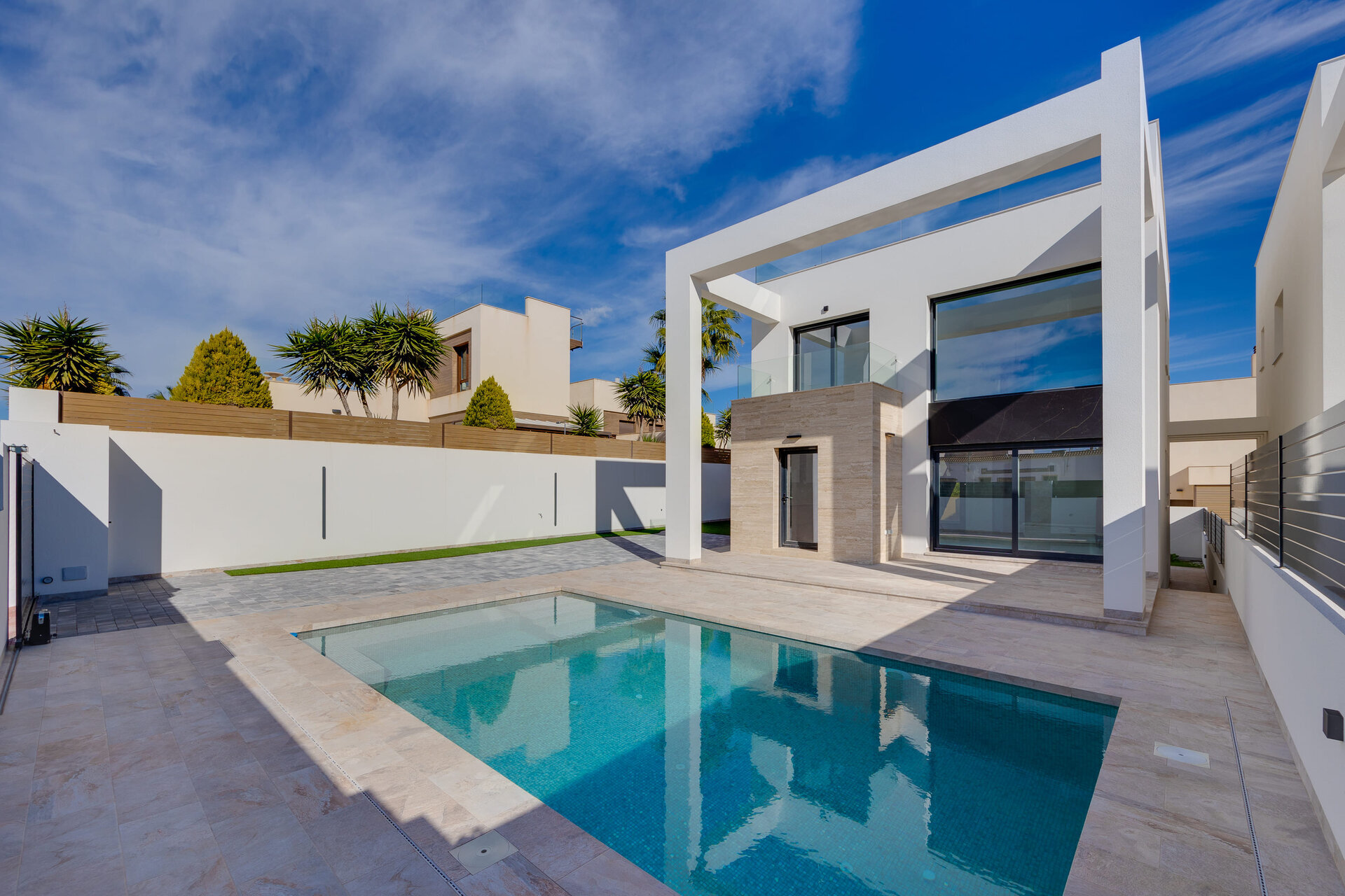 4-Zimmer Stadthaus in Torrevieja - Image 3