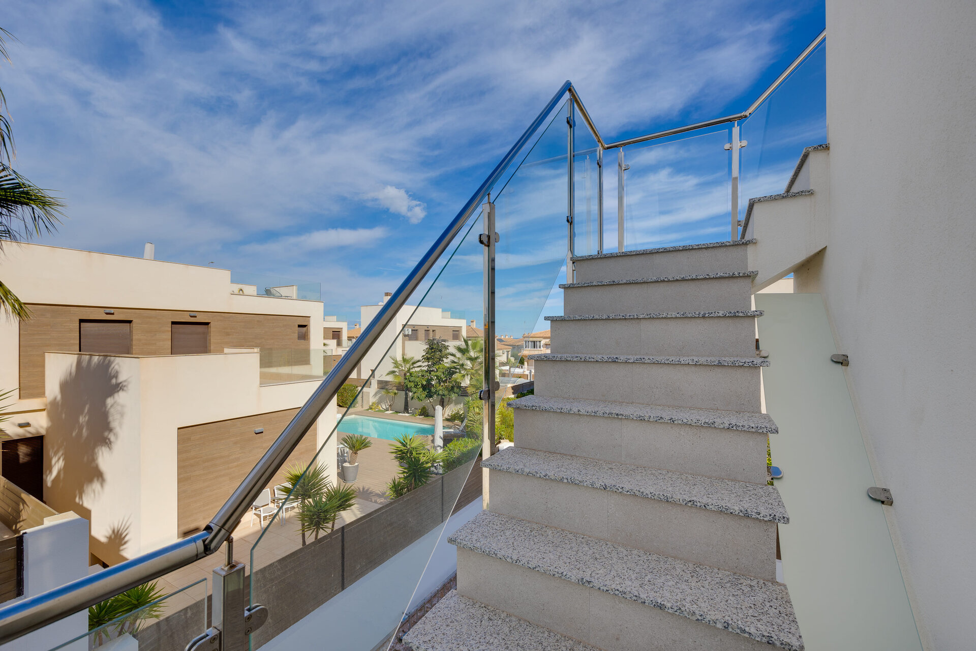 4-Zimmer Stadthaus in Torrevieja - Image 9