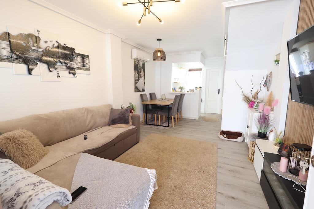 2-Bedroom Duplex Apartment in Torre de la Horadada, Pilar... - Image 8