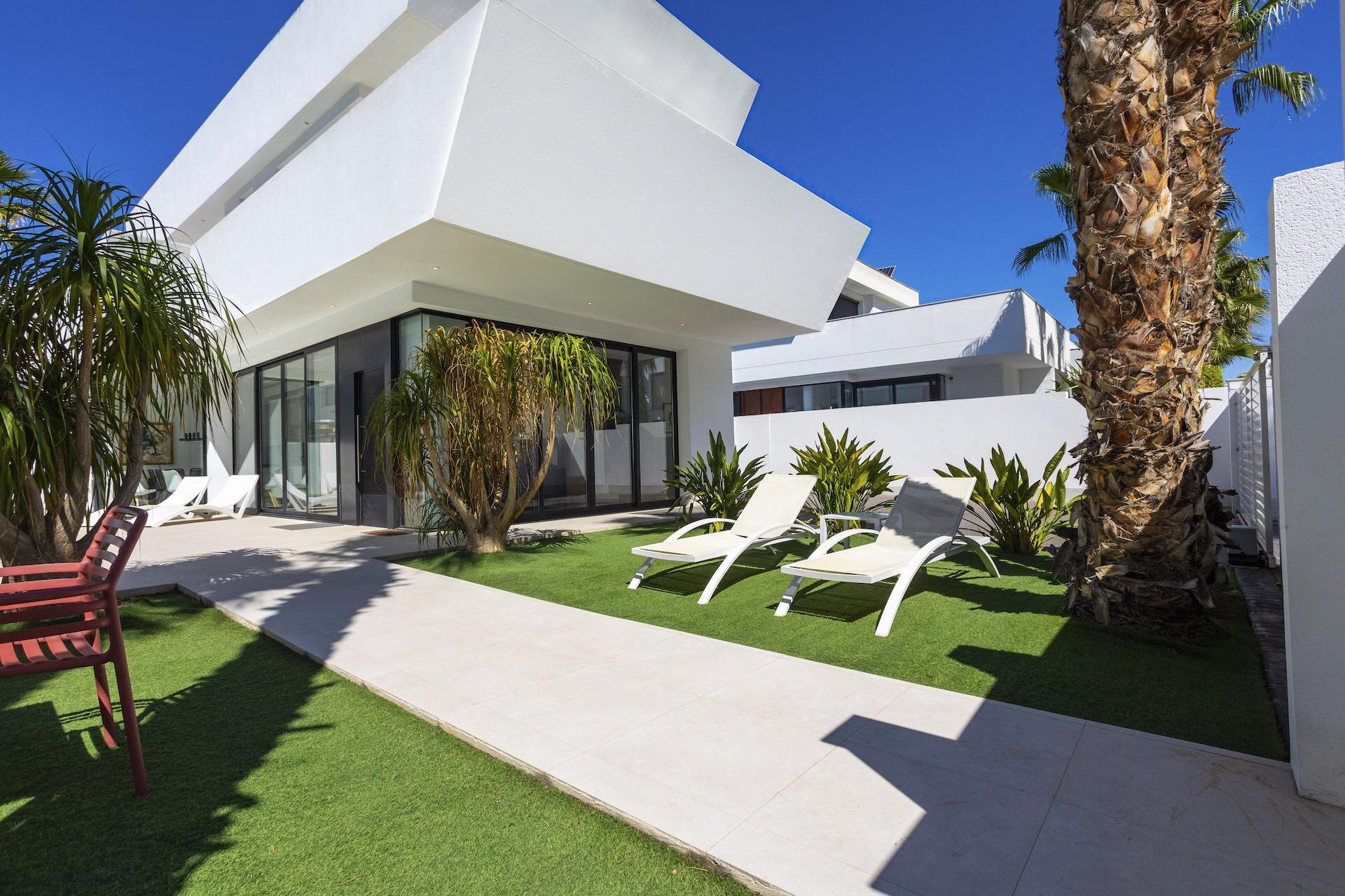 4-Bedroom Villa in Cuidad Quesada, Rojales - Image 33