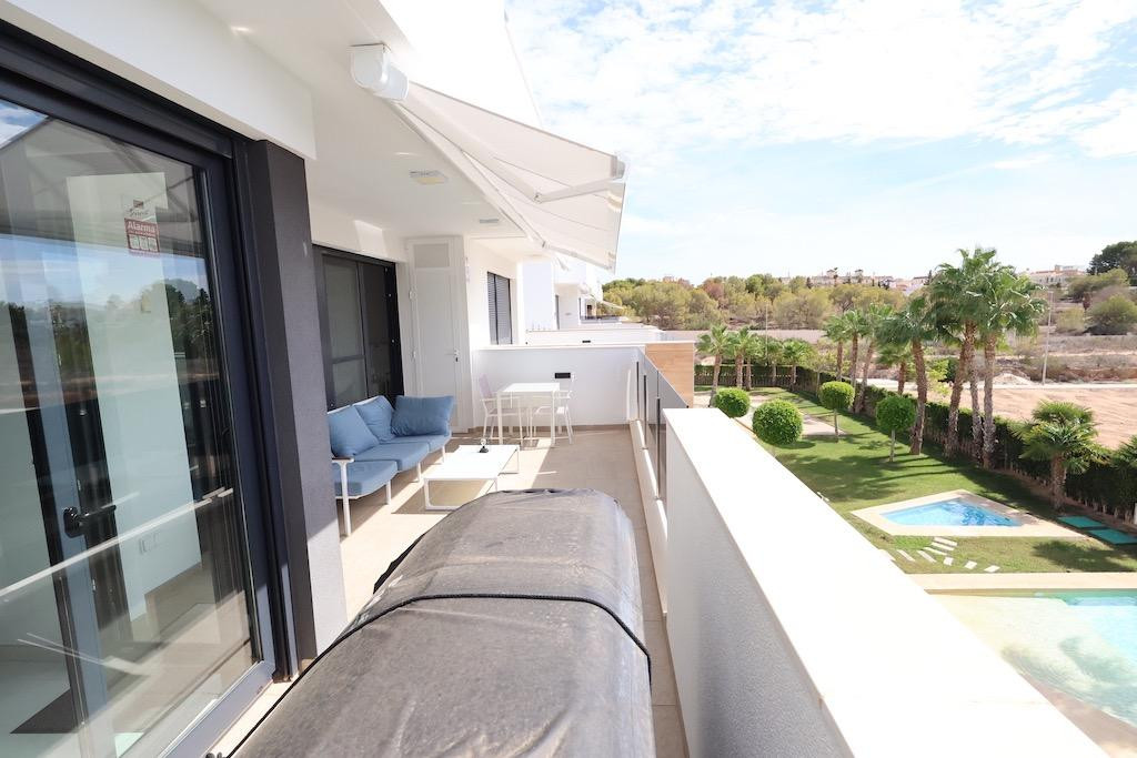 Benedenwoning met 2 Slaapkamers in Orihuela Costa | Sunn... - Image 10