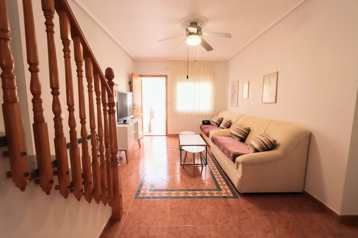 4-Bedroom Townhouse in Torre de la Horadada, Pilar de la ... - Image 4