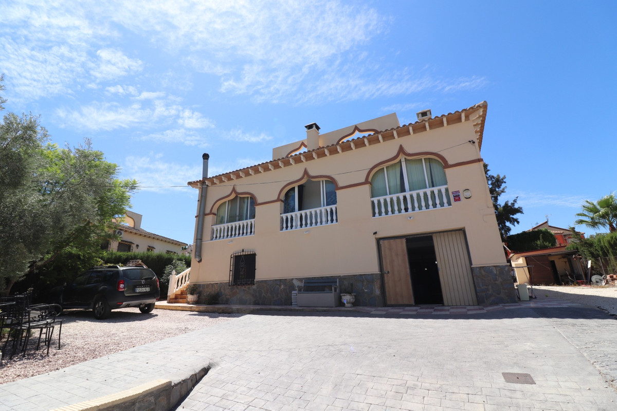 5-Bedroom Detached House in Algorfa | Sunny Casas - Cost... - Image 2
