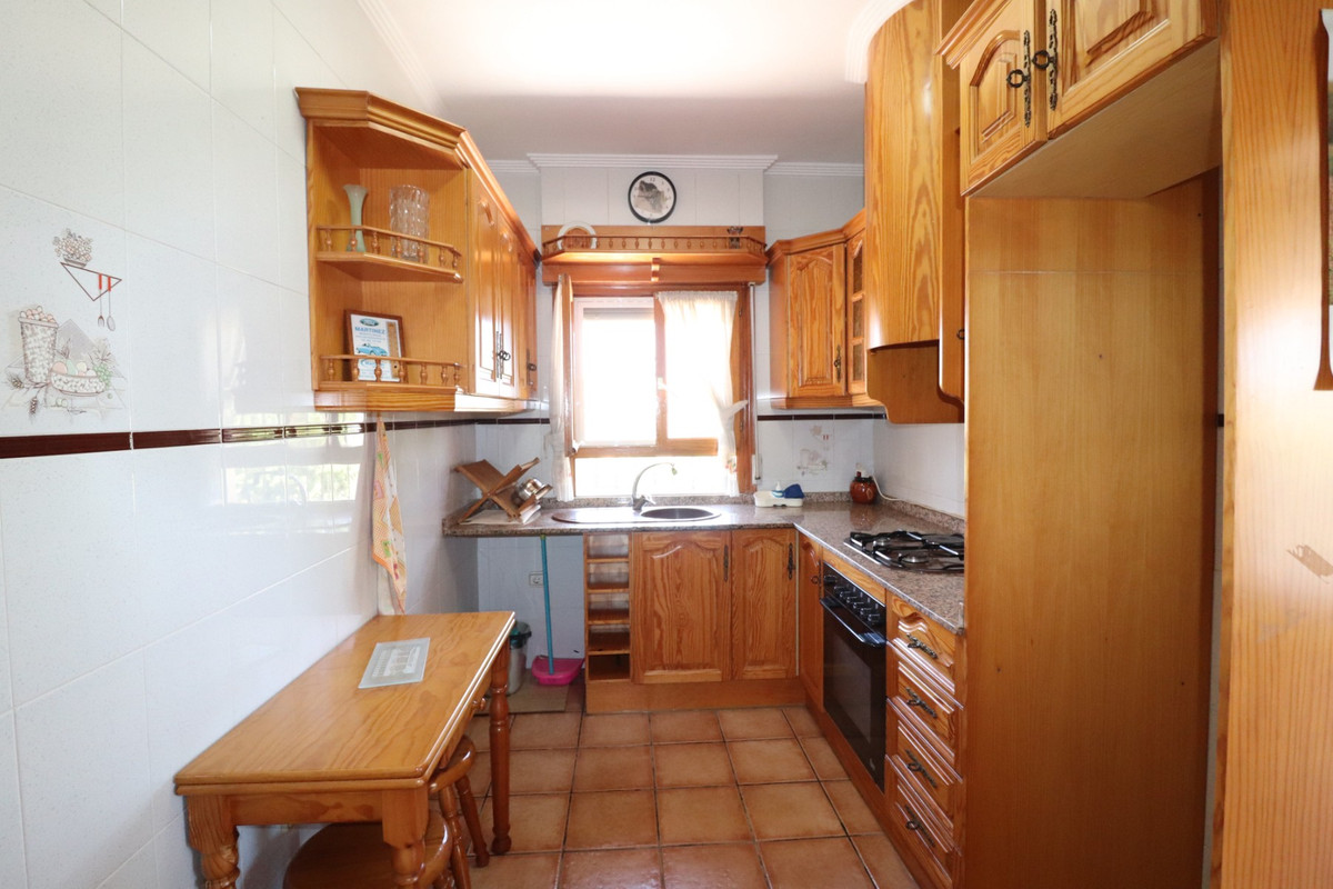 5-Bedroom Detached House in Algorfa | Sunny Casas - Cost... - Image 23