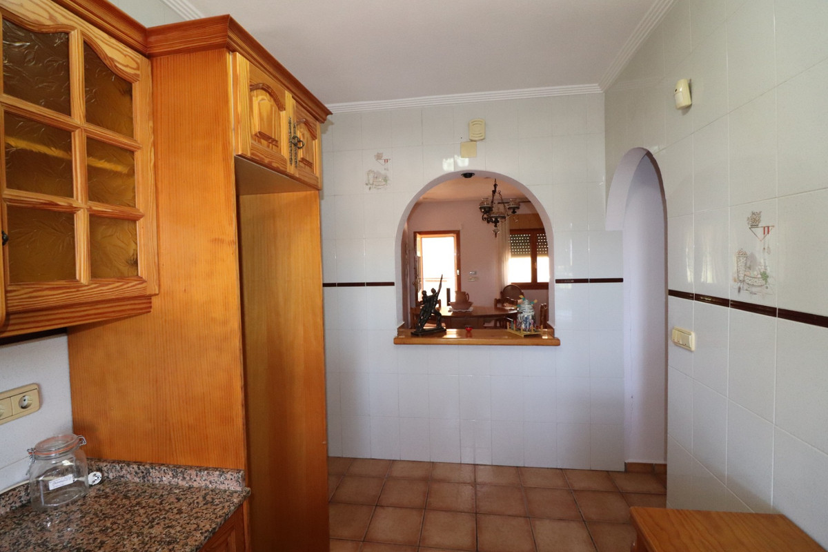 5-Bedroom Detached House in Algorfa | Sunny Casas - Cost... - Image 24