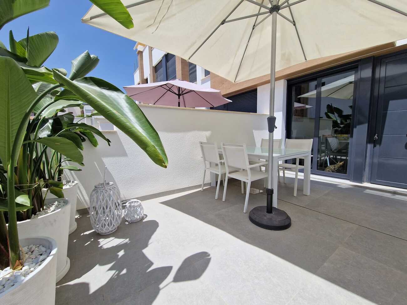 3-Bedroom House in El Edén - Los Estaños, Guardamar del Segura - Image 2