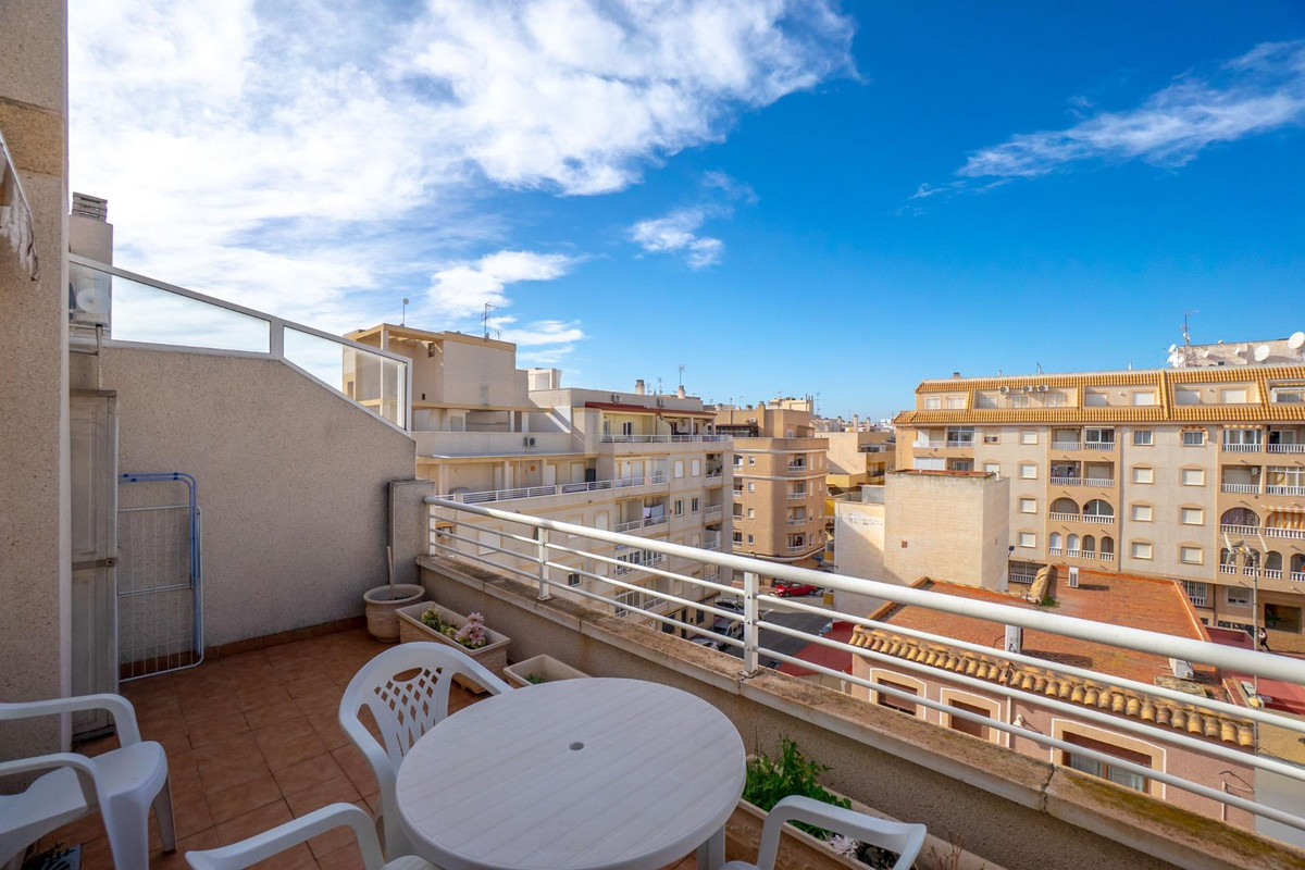 1-Bedroom Penthouse Apartment in Torrevieja | Sunny Casa... - Image 14