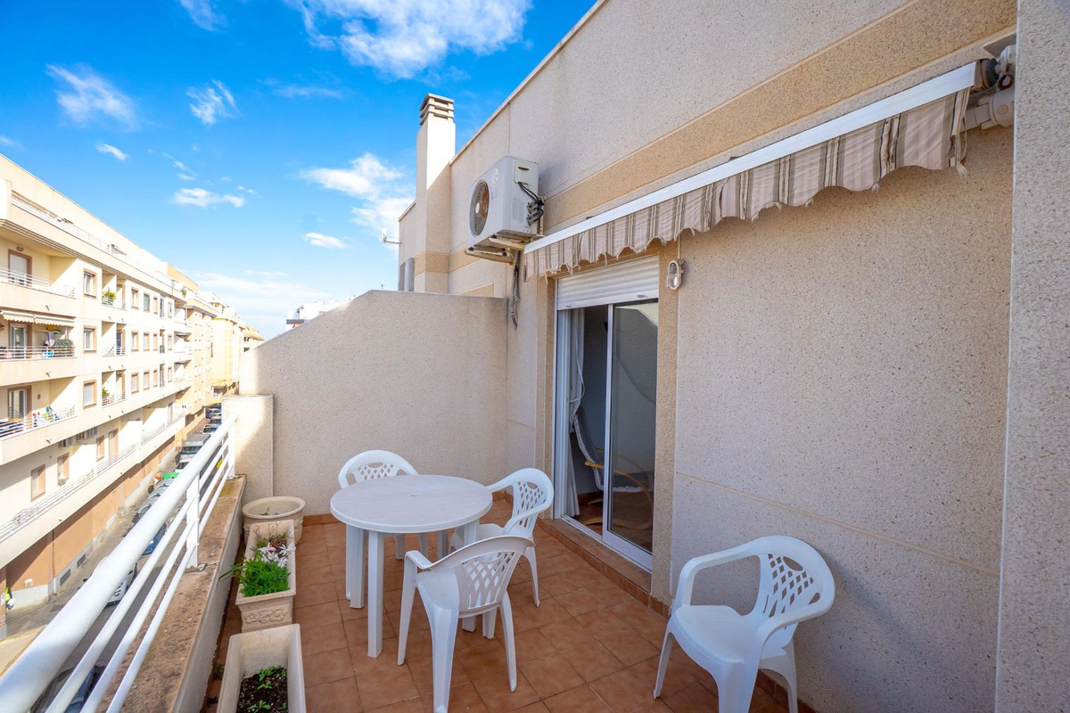 1-Bedroom Penthouse Apartment in Torrevieja | Sunny Casa... - Image 17