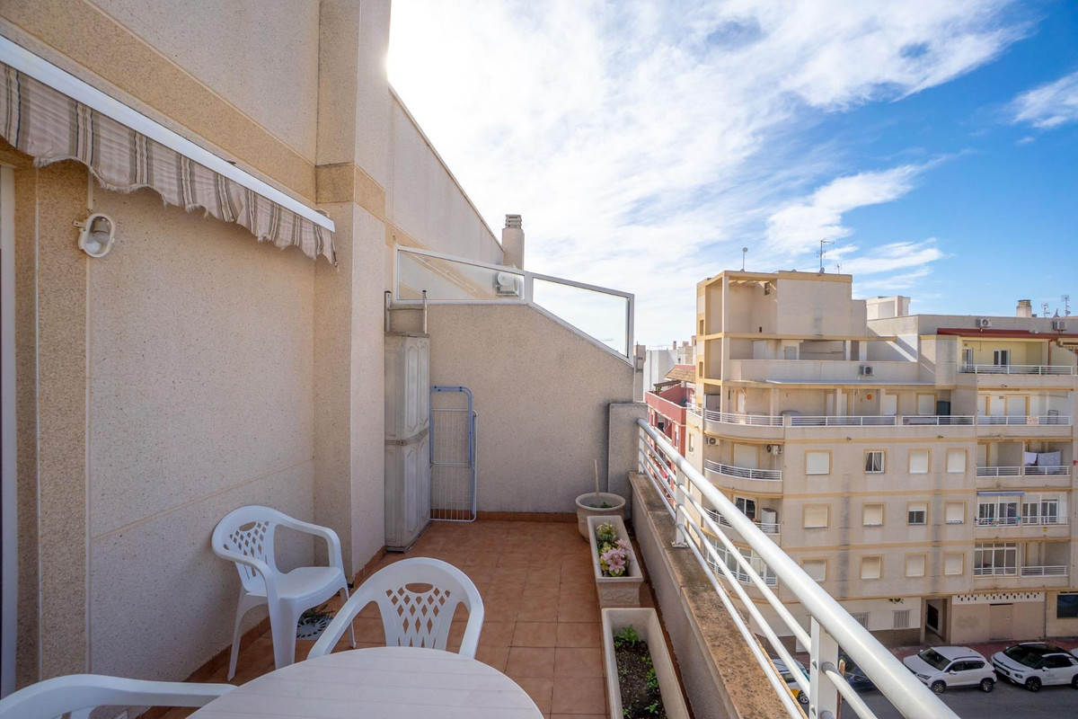 1-Bedroom Penthouse Apartment in Torrevieja | Sunny Casa... - Image 19
