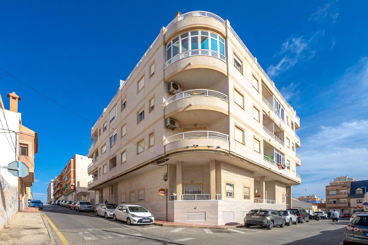1-Bedroom Penthouse Apartment in Torrevieja | Sunny Casa... - Image 21